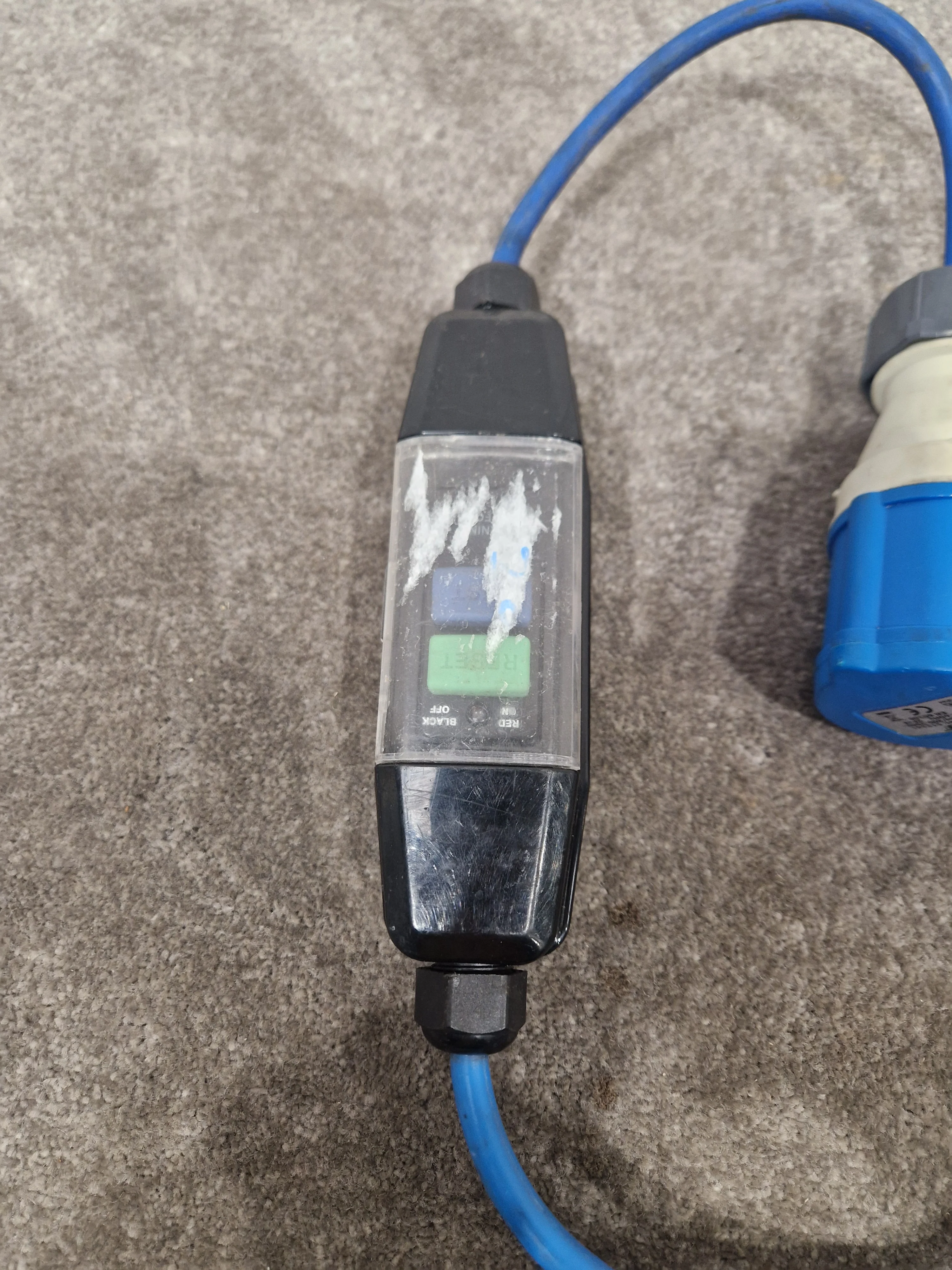 16 AMP 240V Plug Test Socket - Industrial Testing Device - Good - Image 5