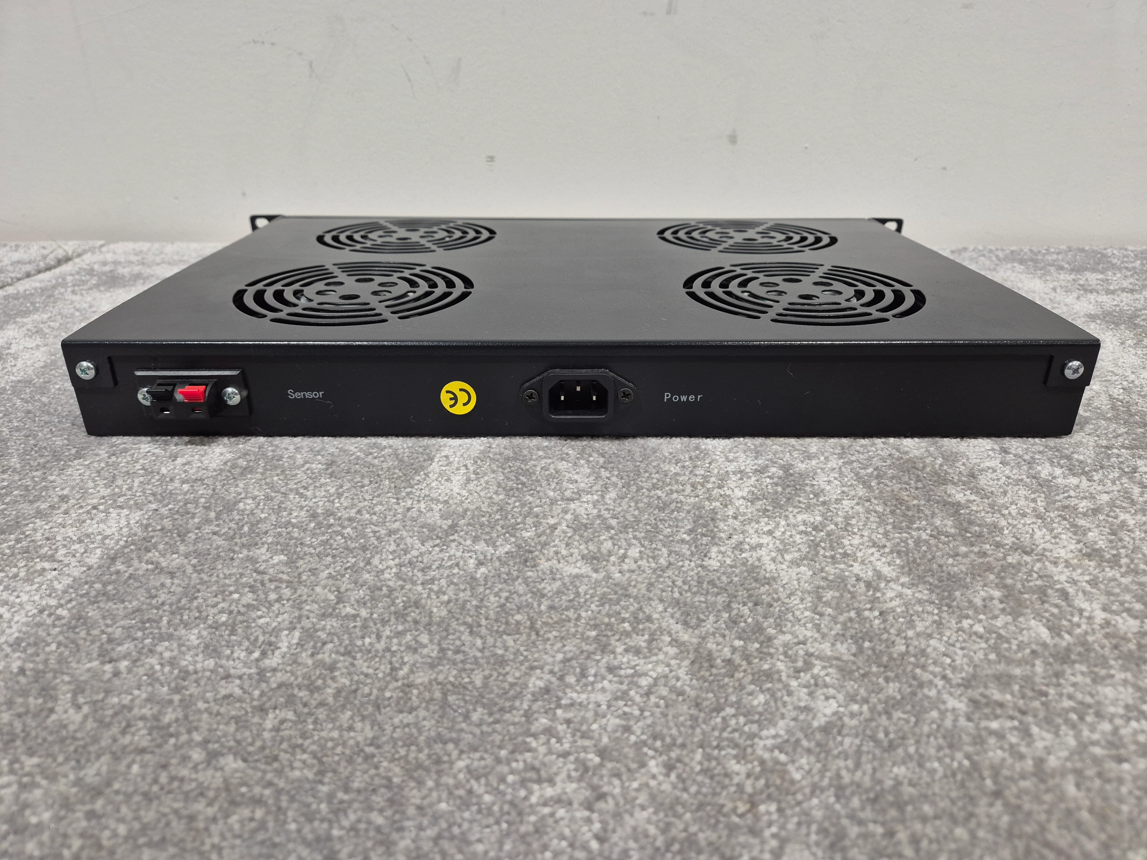 1U Fan Unit Thermostat - 4 Way Digital Mount Fan Tray - Image 6