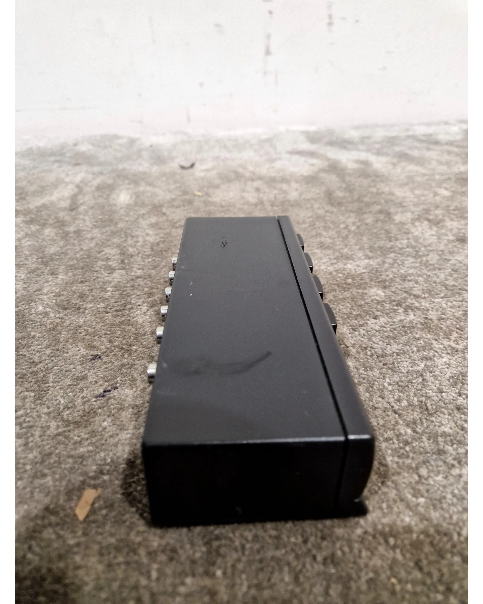 1x5 Stereo Audio Switch - Black - Good - Image 4