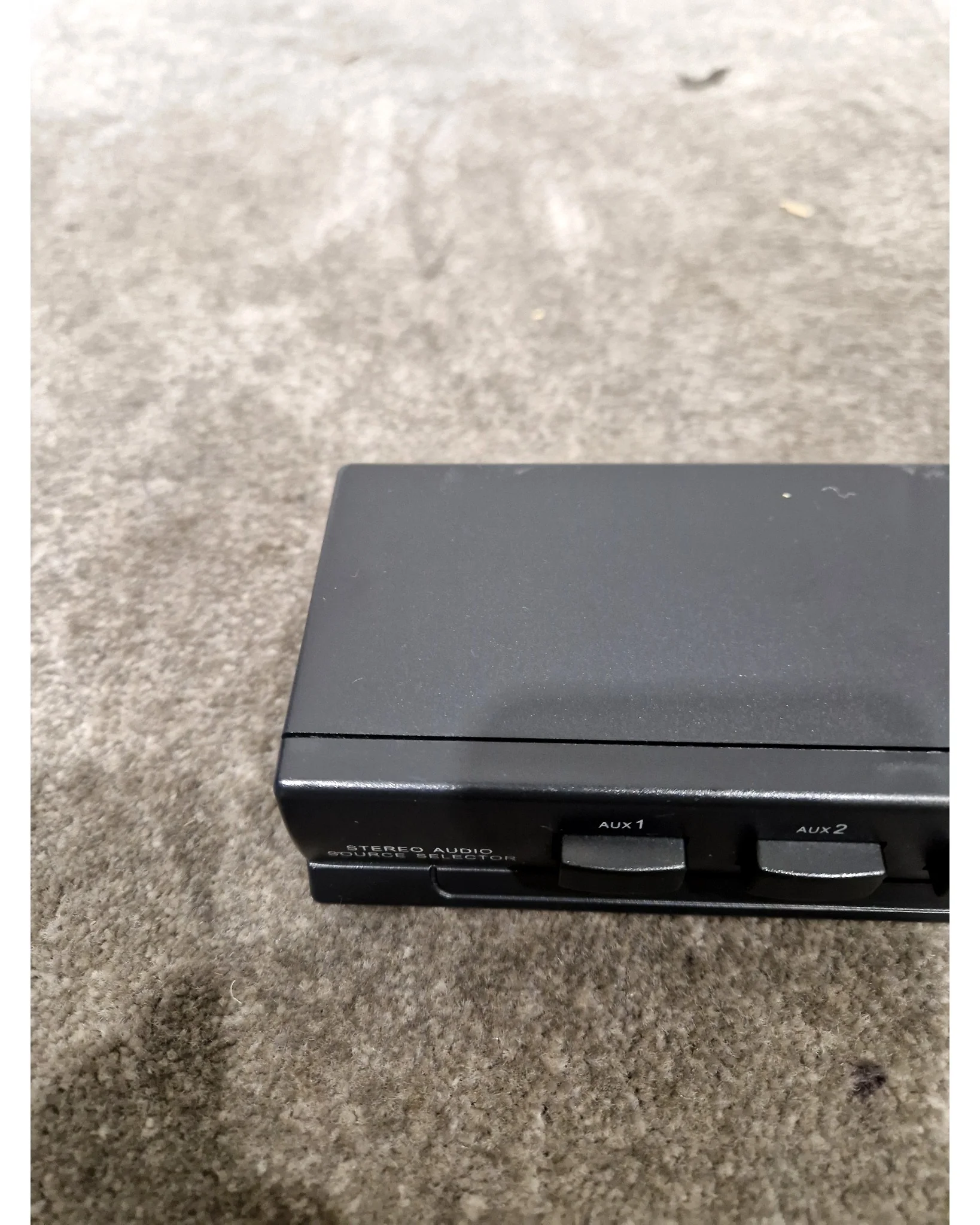 1x5 Stereo Audio Switch - Black - Good - Image 7