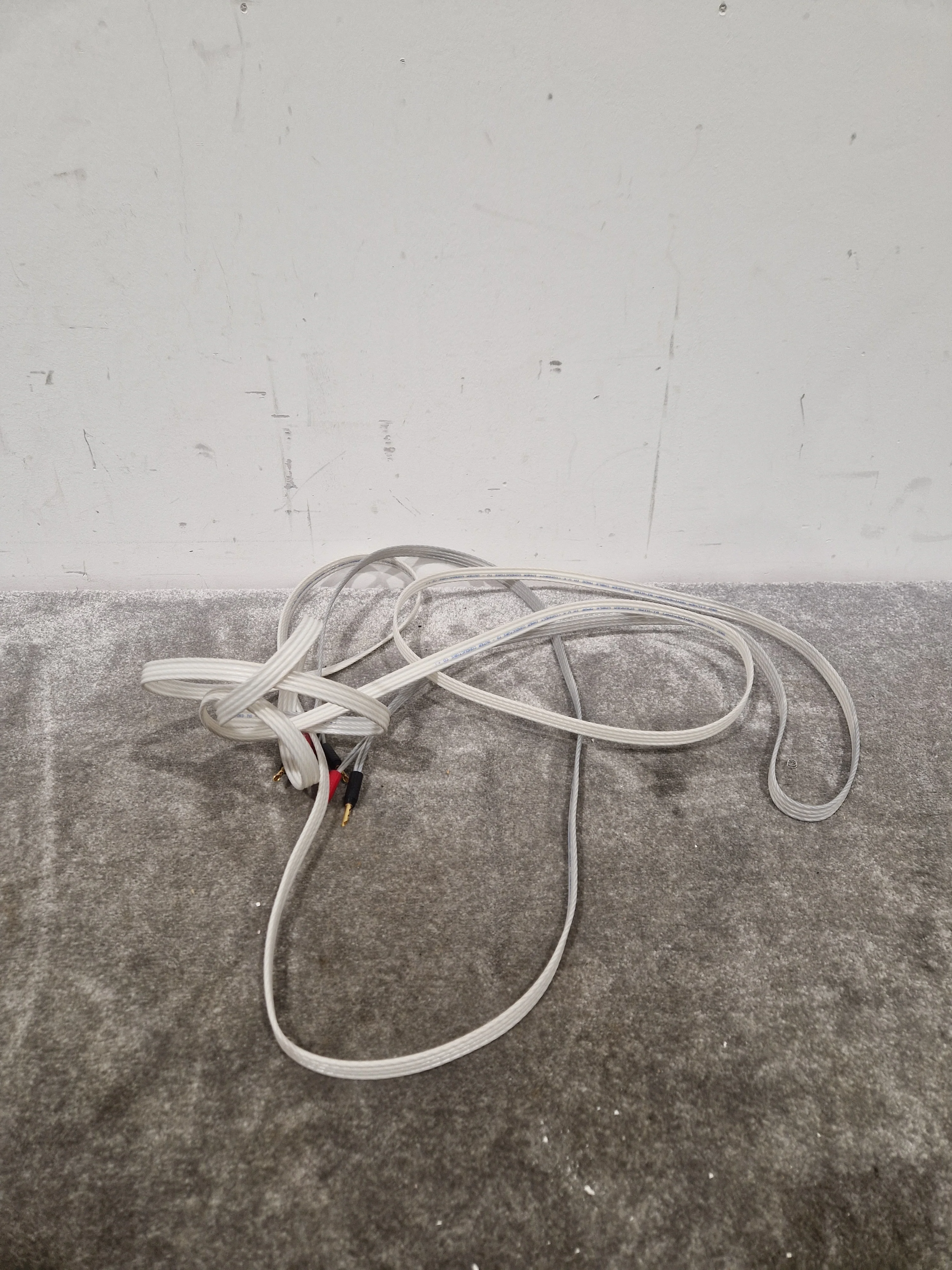 20FT QED-2 TO-4 Banana Jack Cable - Audiophile-Grade Connection - Excellent - Image 6