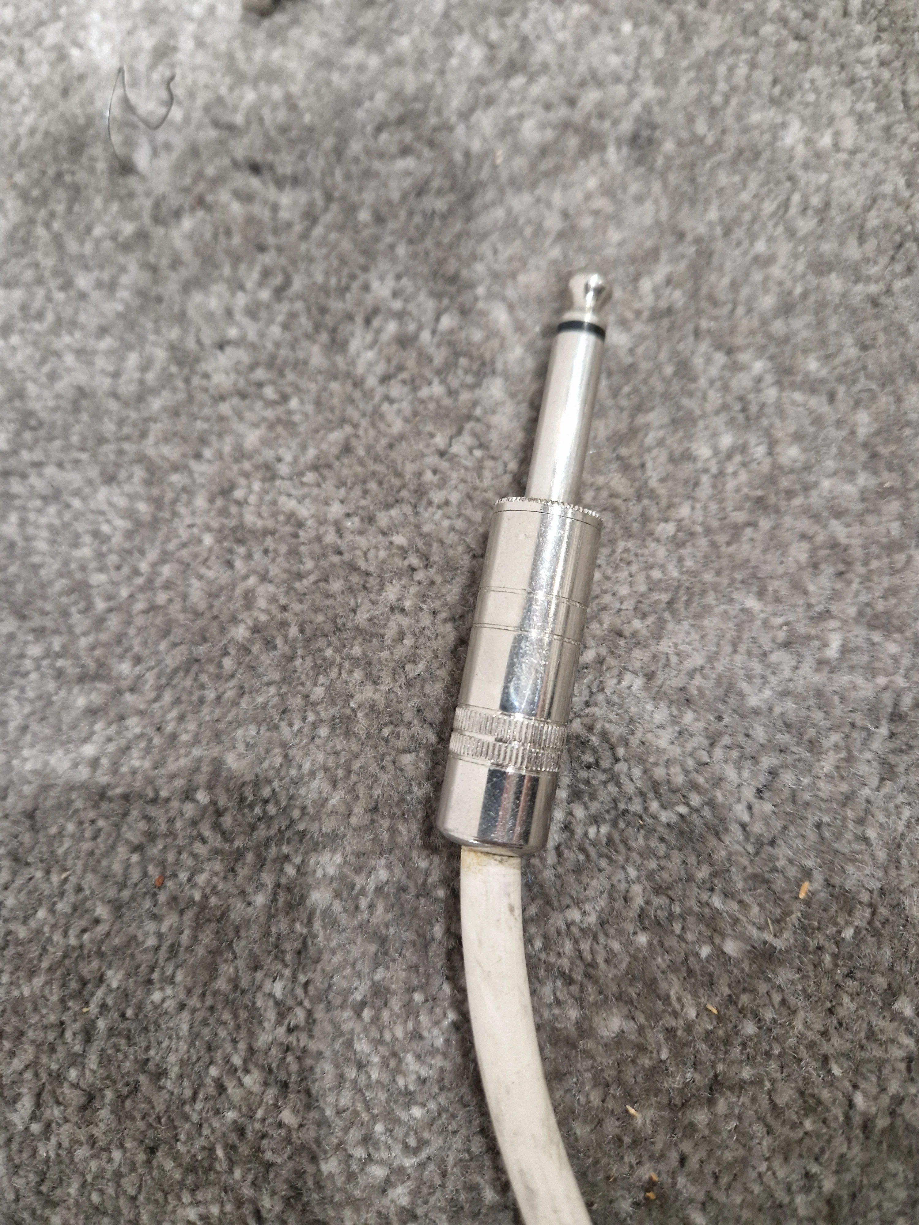 Unbranded 2ft Guitar Cable - Durable, Reliable - Good - Image 3