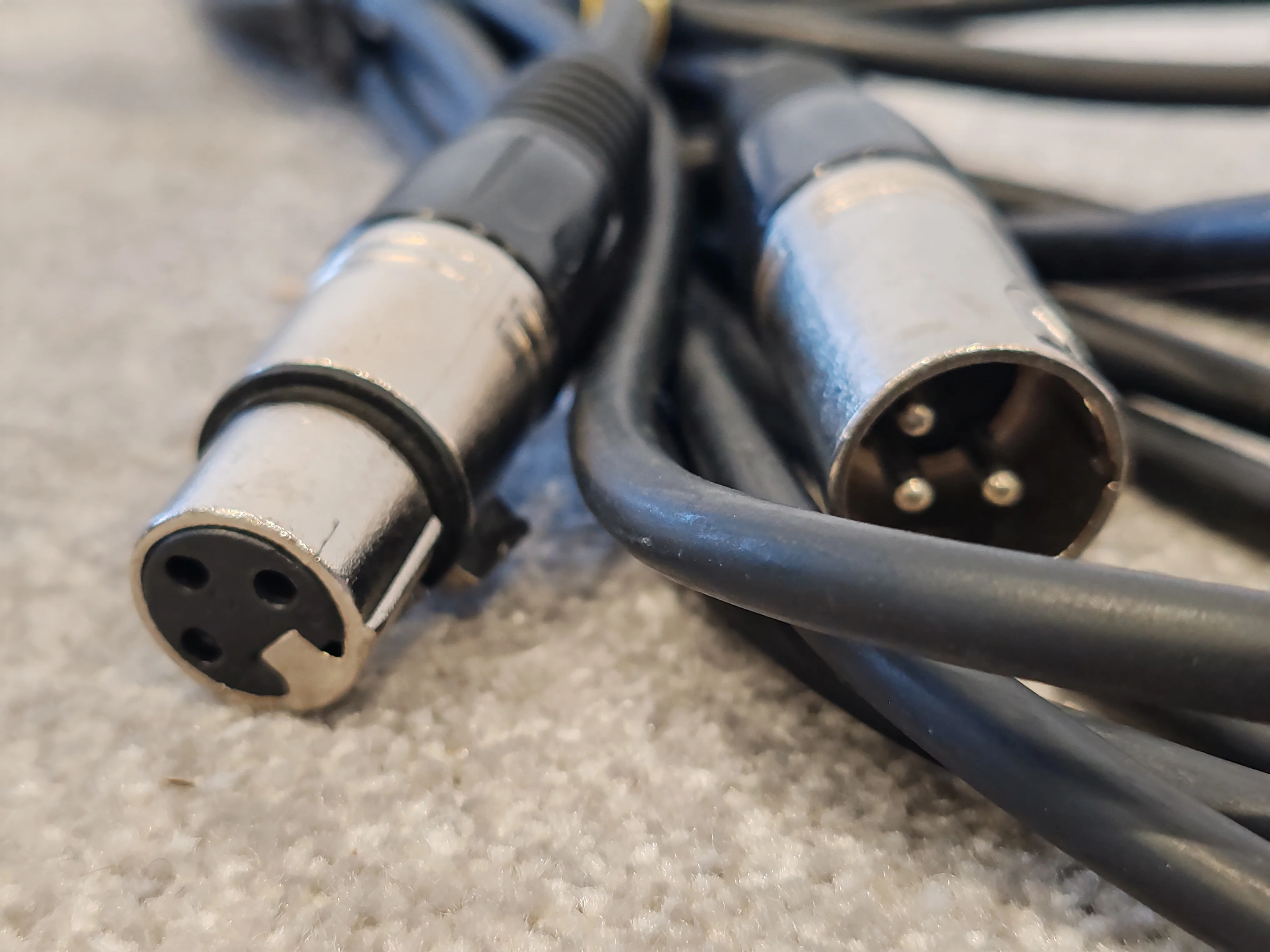 2X 3m XLR Microphone Cables Male to Female - Image 3
