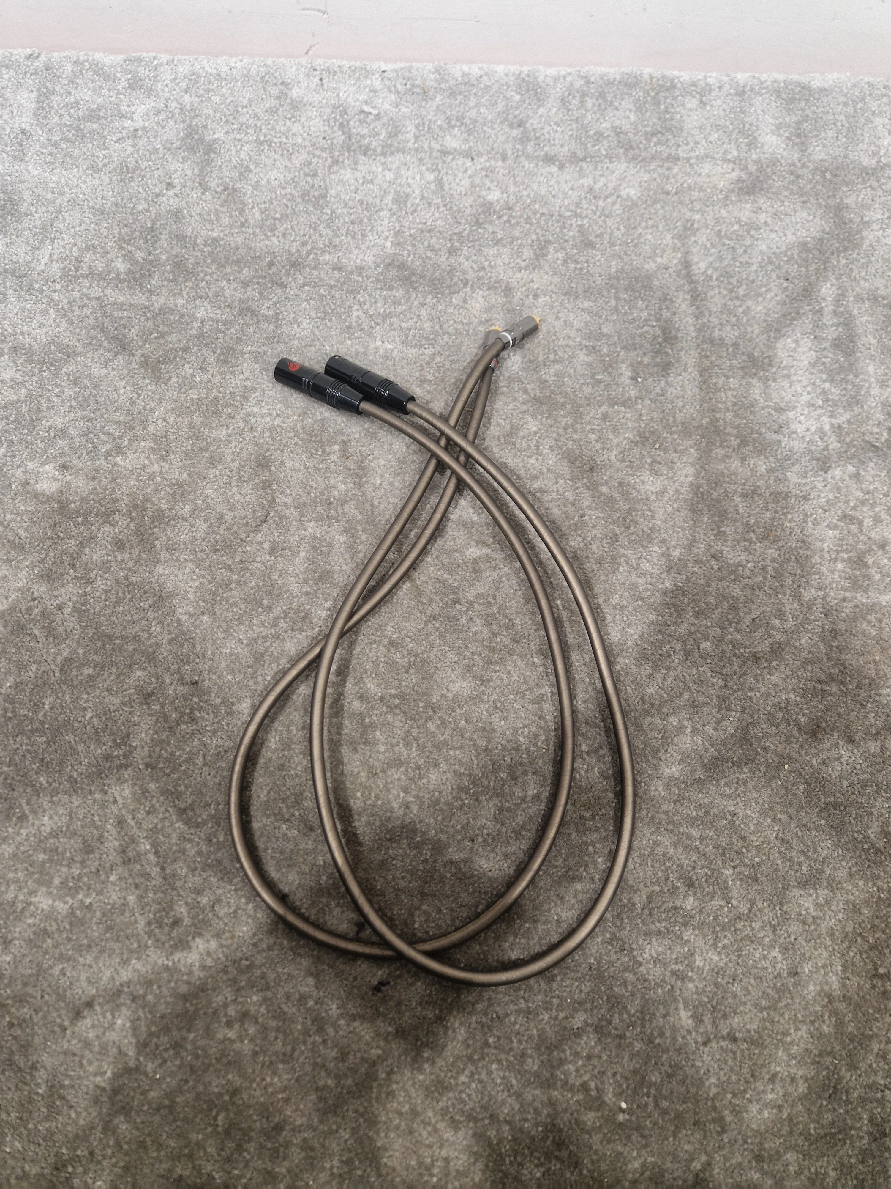 2x High Qaulity XLR To RCA Cables – Cables - Excellent - Image 12