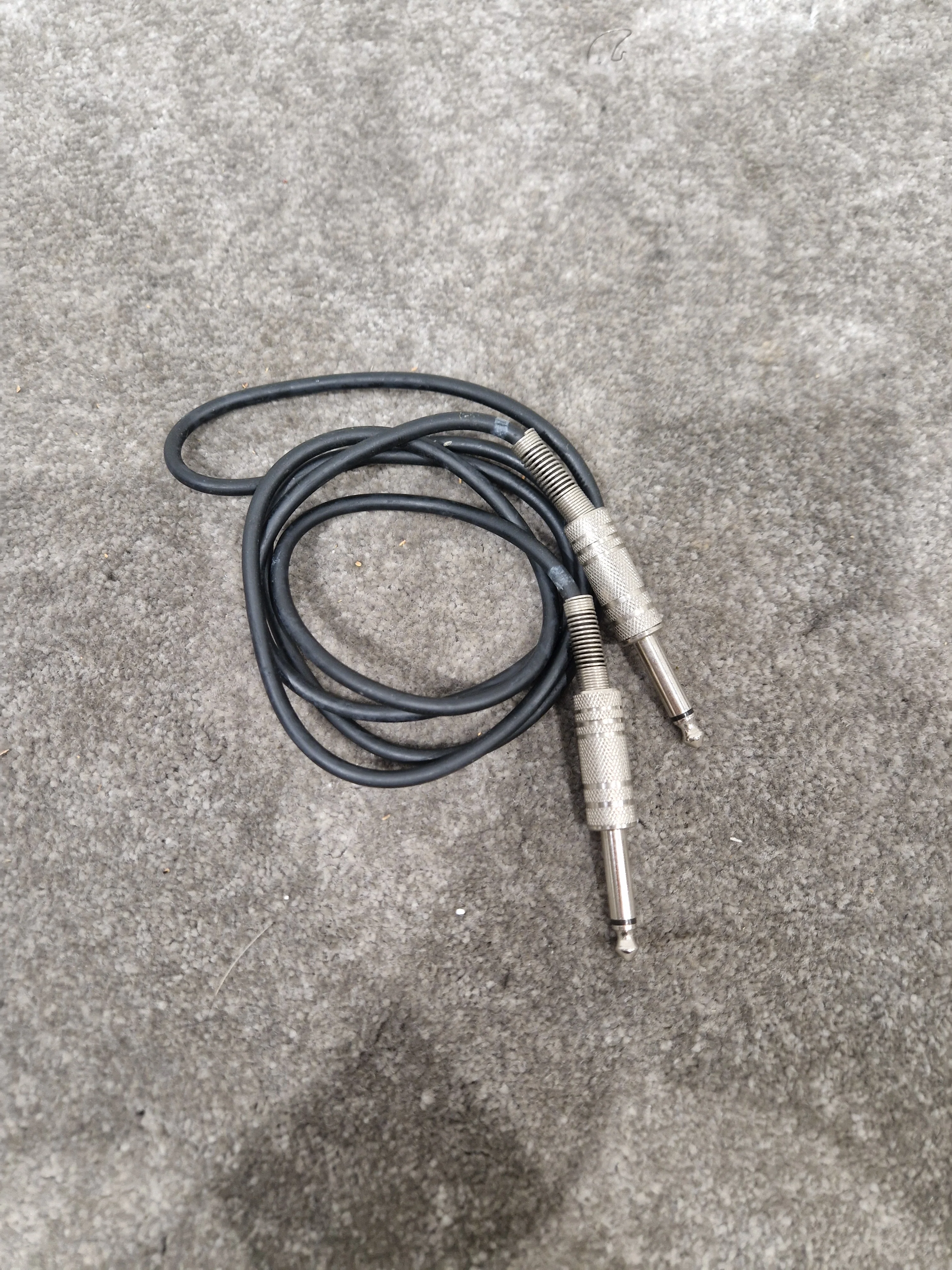 4ft Unbranded Guitar Cable - Instrument Cable, Durable Design - Very Good - Image 2