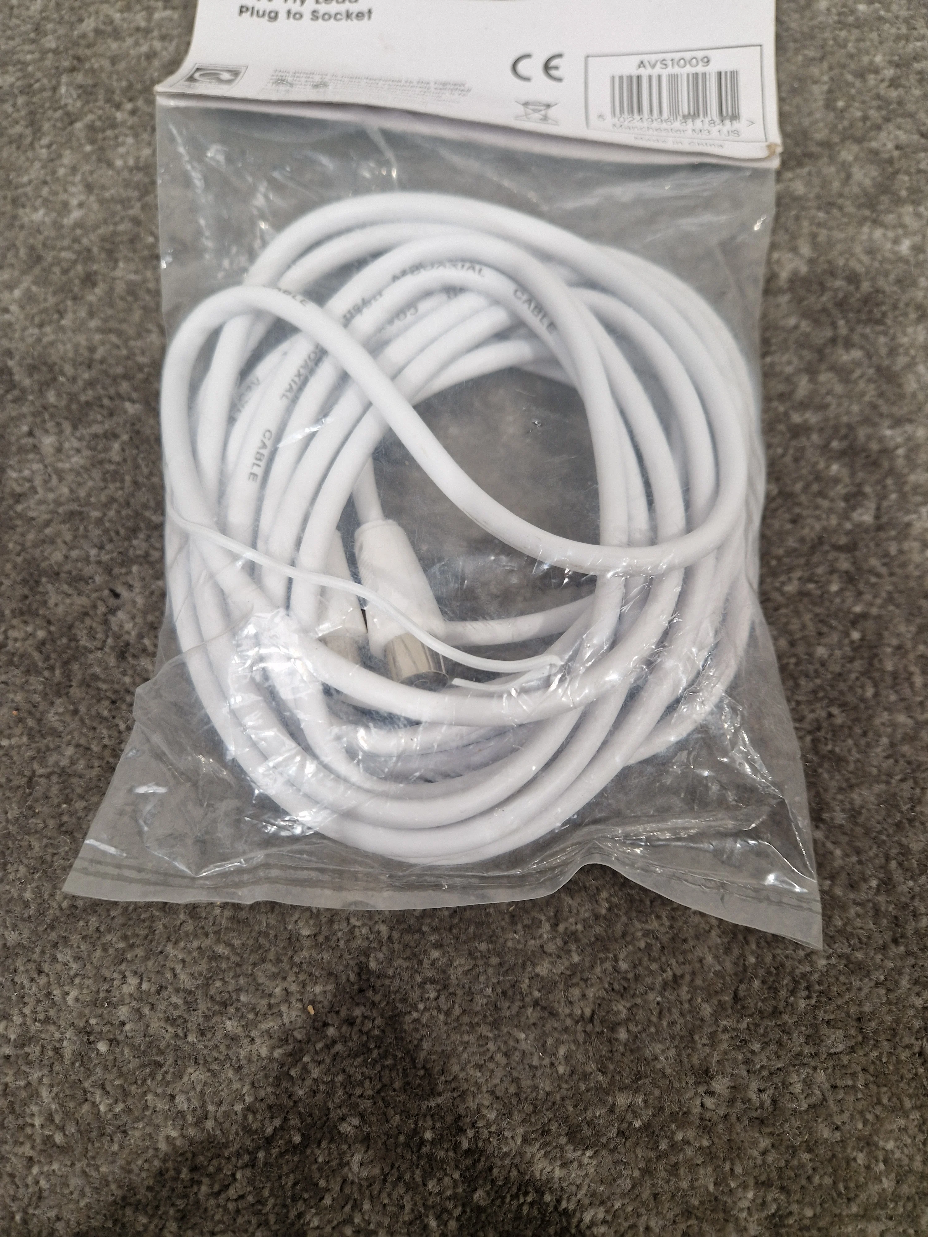 4M Pifco TV Fly Lead Plug TO Socket - Durable Connection Cable - Excellent w/ Original Packaging - Image 3