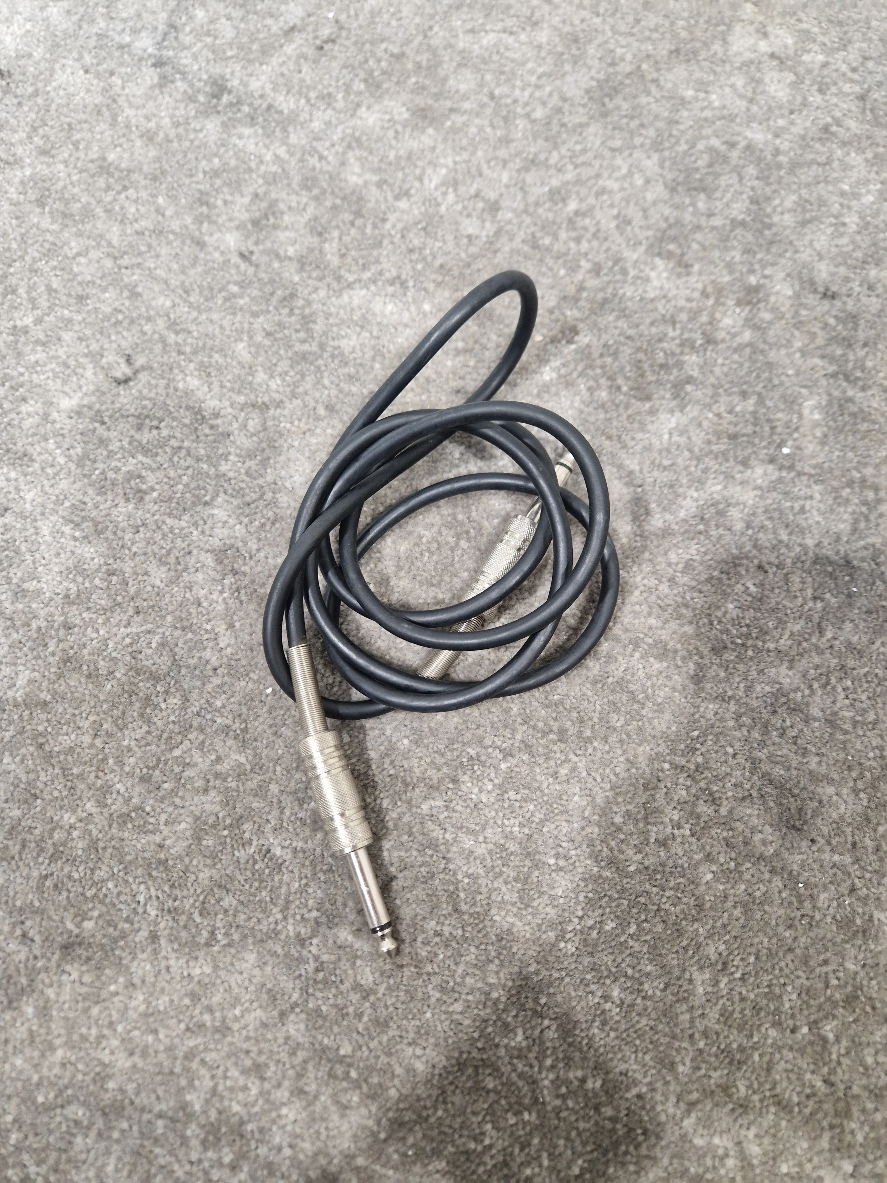 5ft Unbranded Guitar Cable - Durable, Reliable - Excellent - Image 3