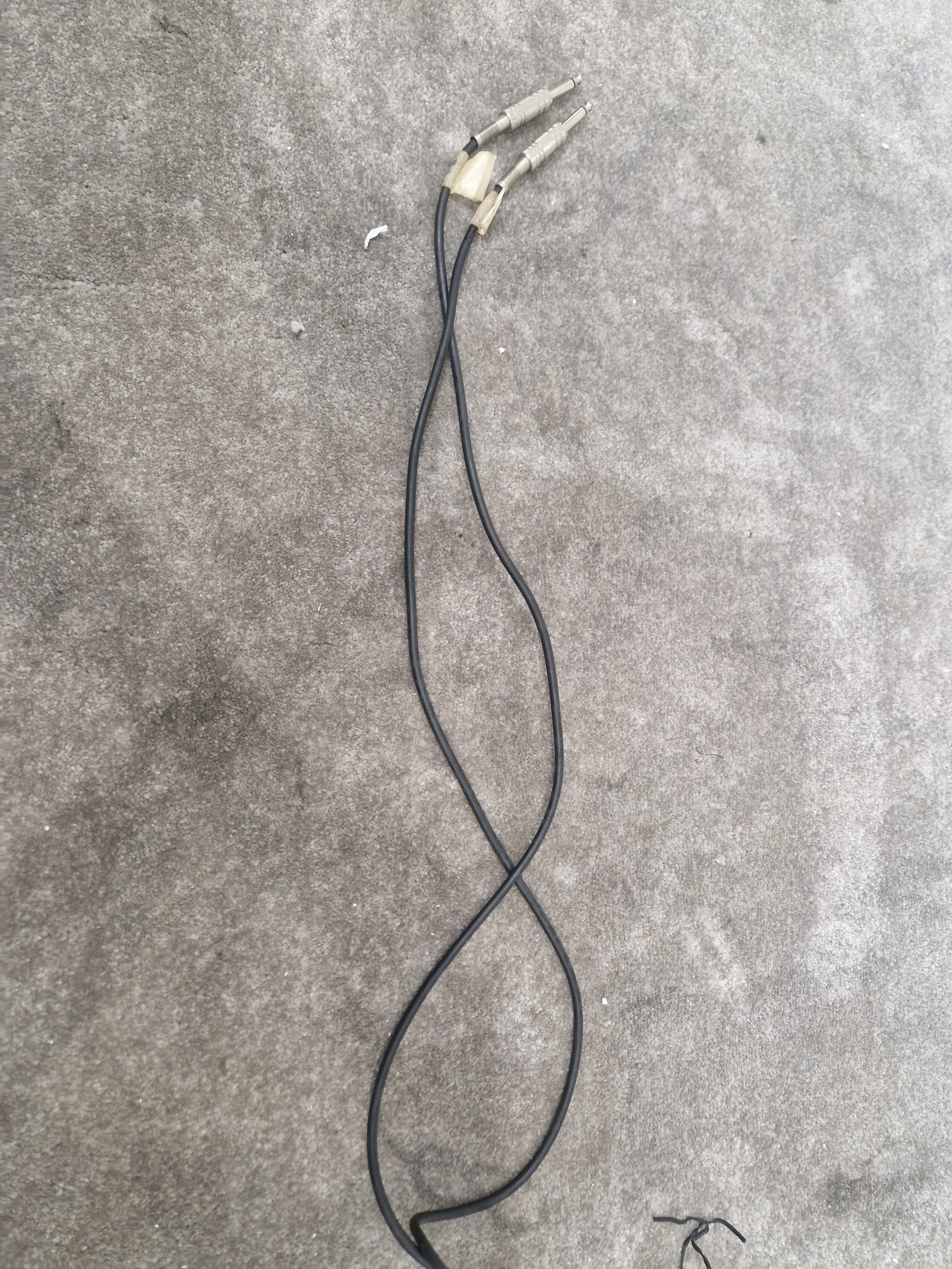 5ft Unbranded Guitar Cable - Durable, Reliable - Excellent - Image 3