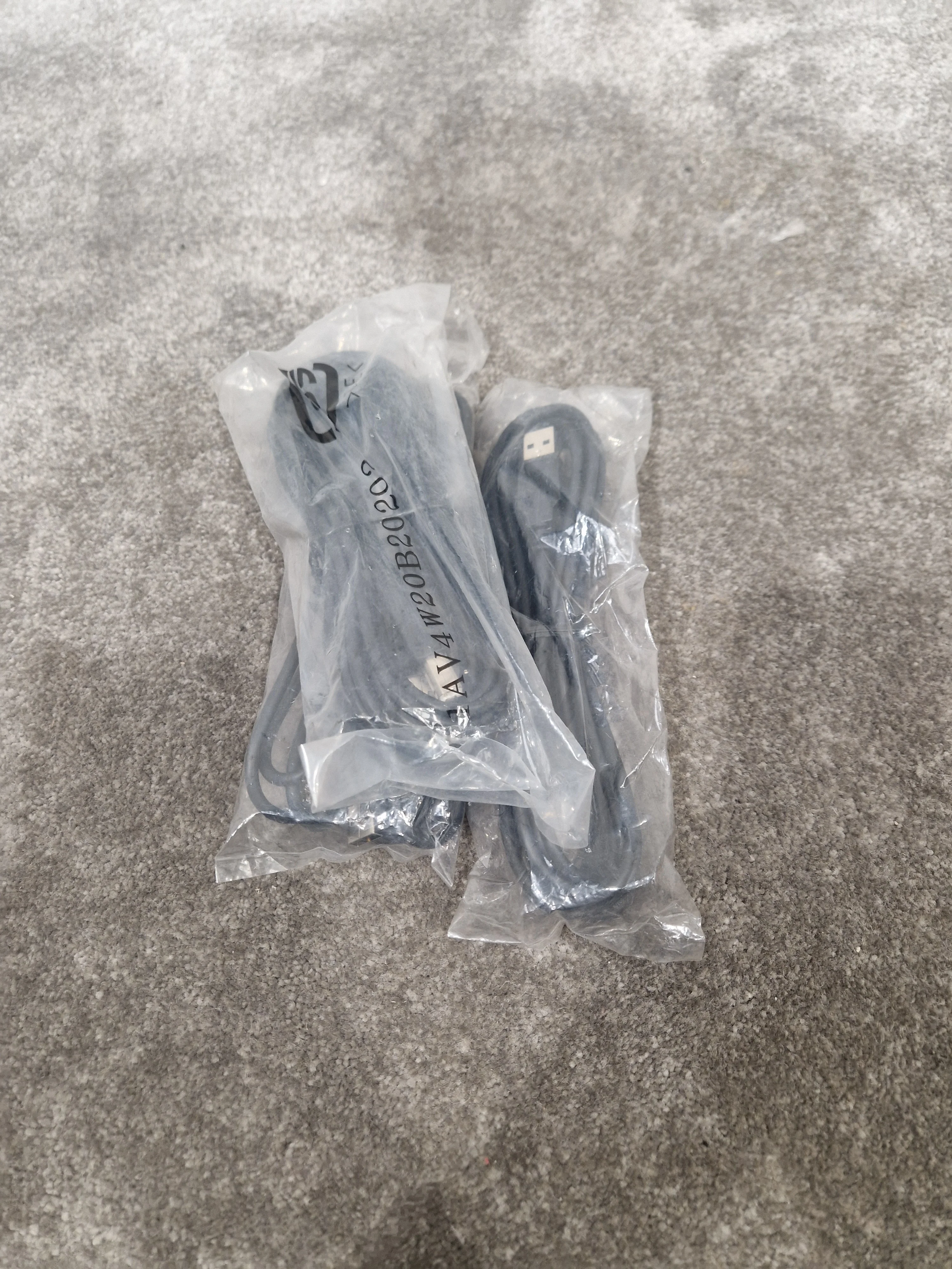 5FT USB Cable Set OF 3 - High-Speed Data Transfer - Excellent - Image 7