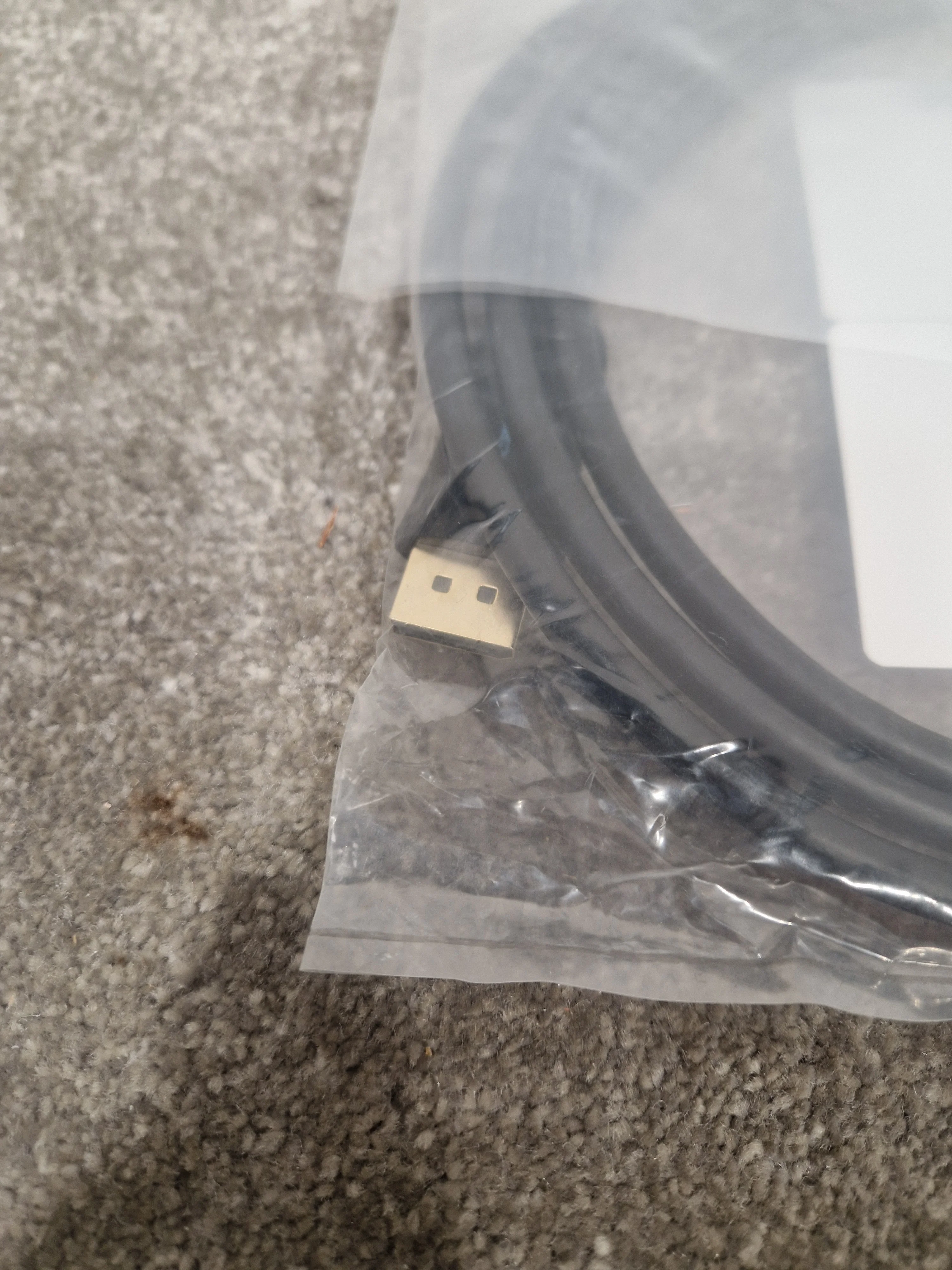 6 Crestron HDMI Cables - High-Speed Connectivity - Excellent - Image 2