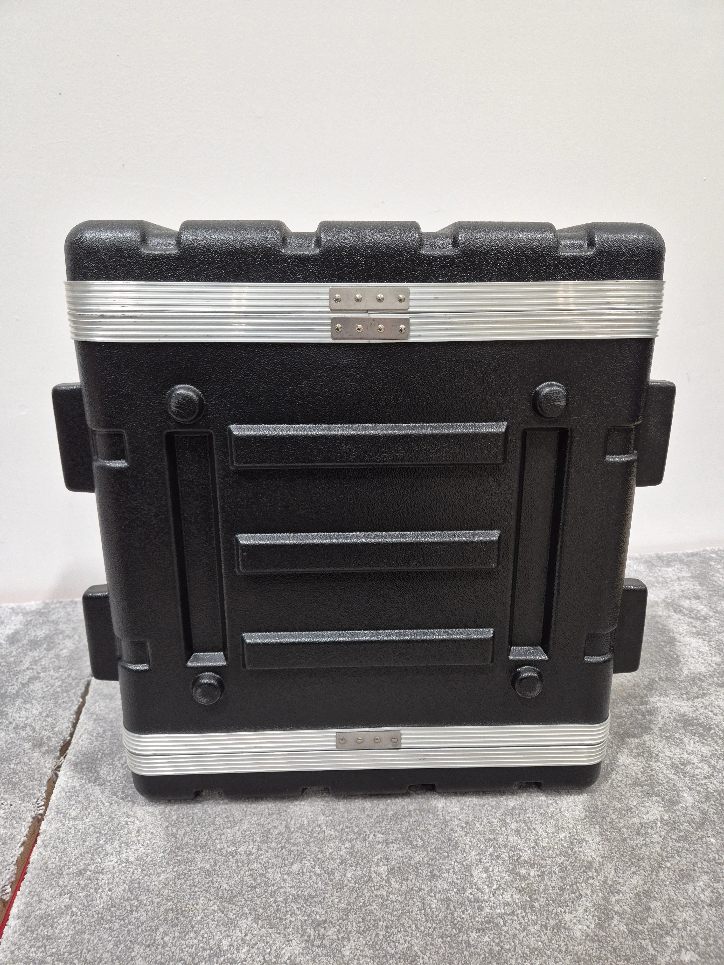 6u Flight Case Rack Mount - Black - Image 5