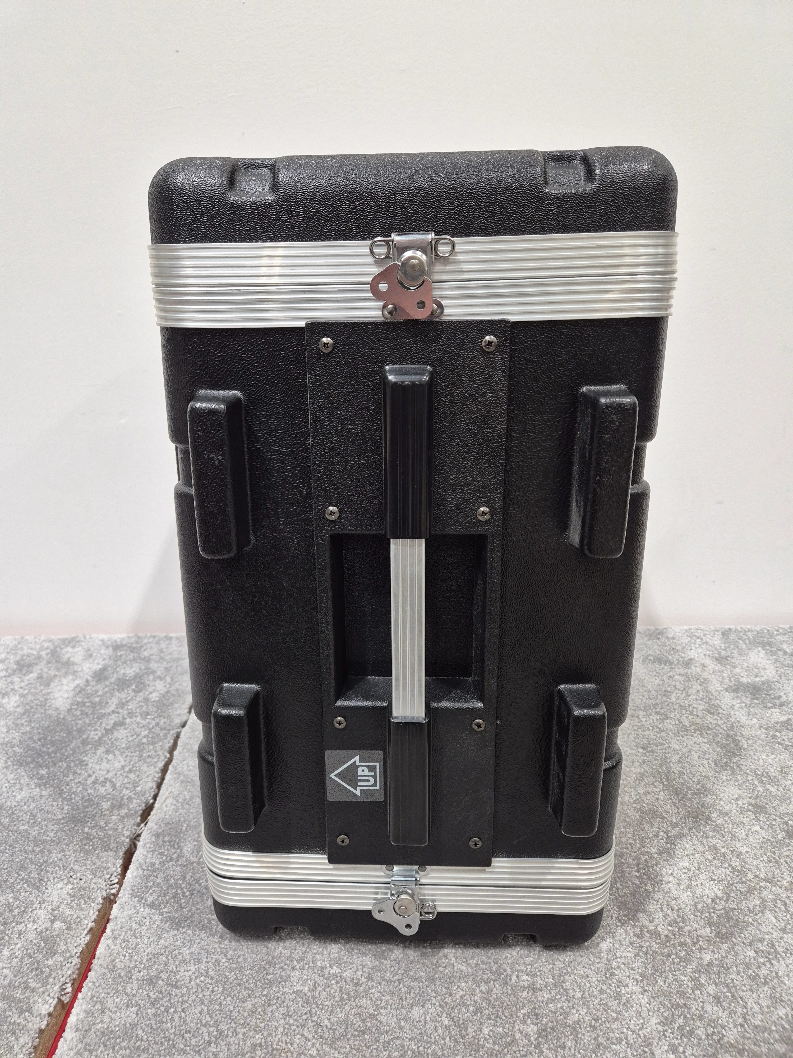 6u Flight Case Rack Mount - Black - Image 6