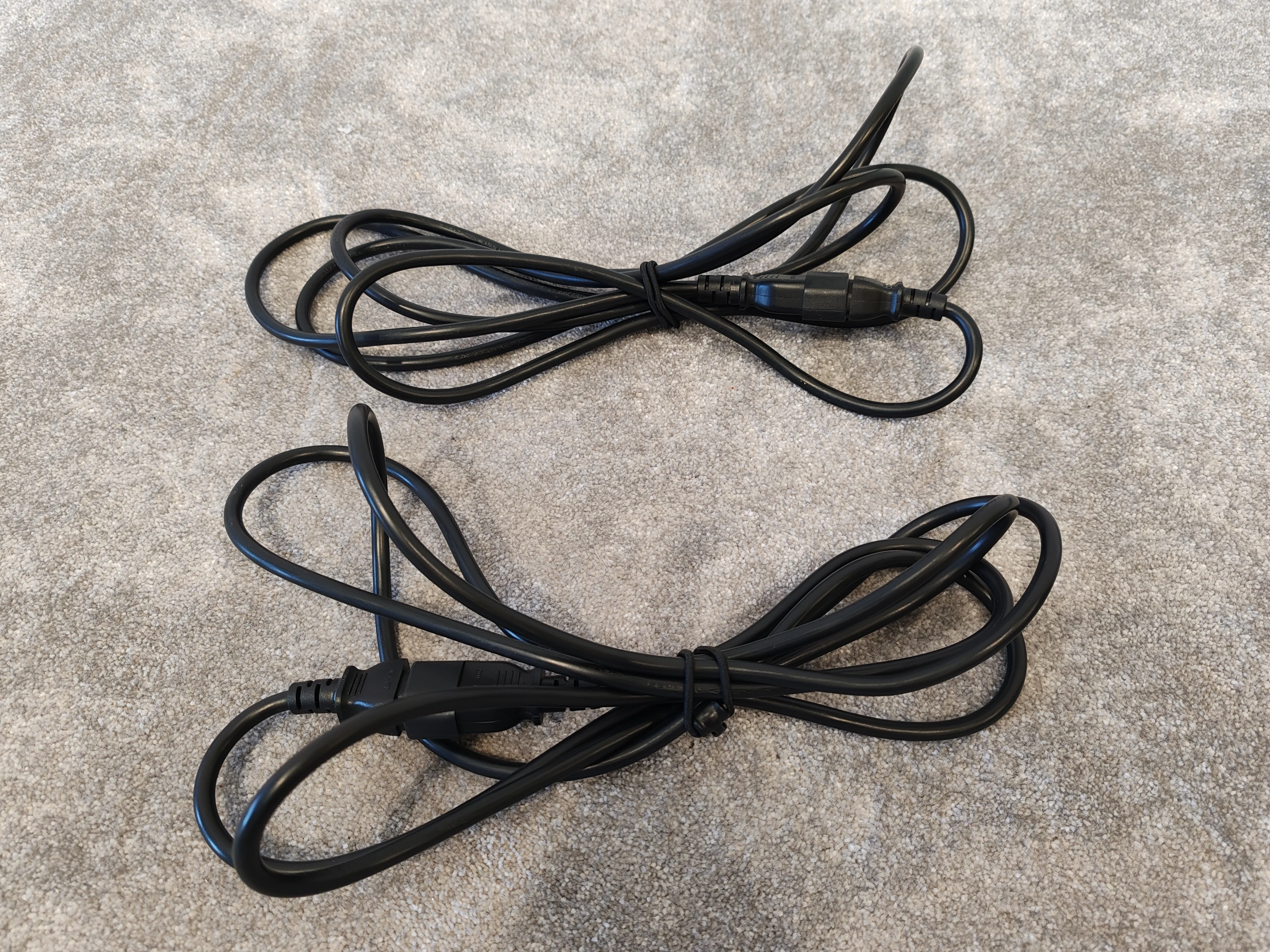6x IEC C14 to IEC C13 Black Extension Leads 10A - Various Sizes (Kettle Cable) - Image 2