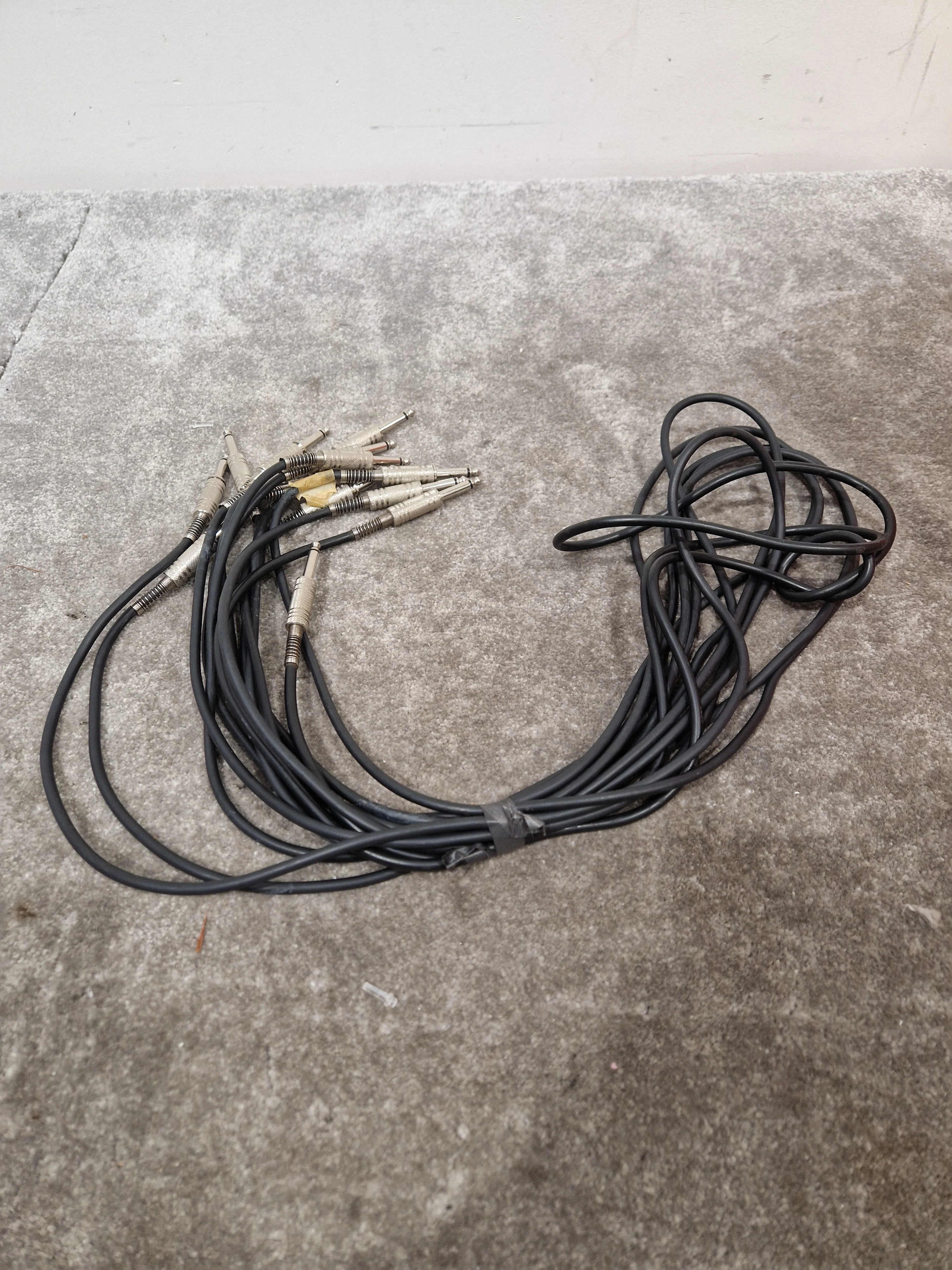 7 Unbranded 5FT Guitar/Speaker Cables - Durable Performance - Excellent - Image 4