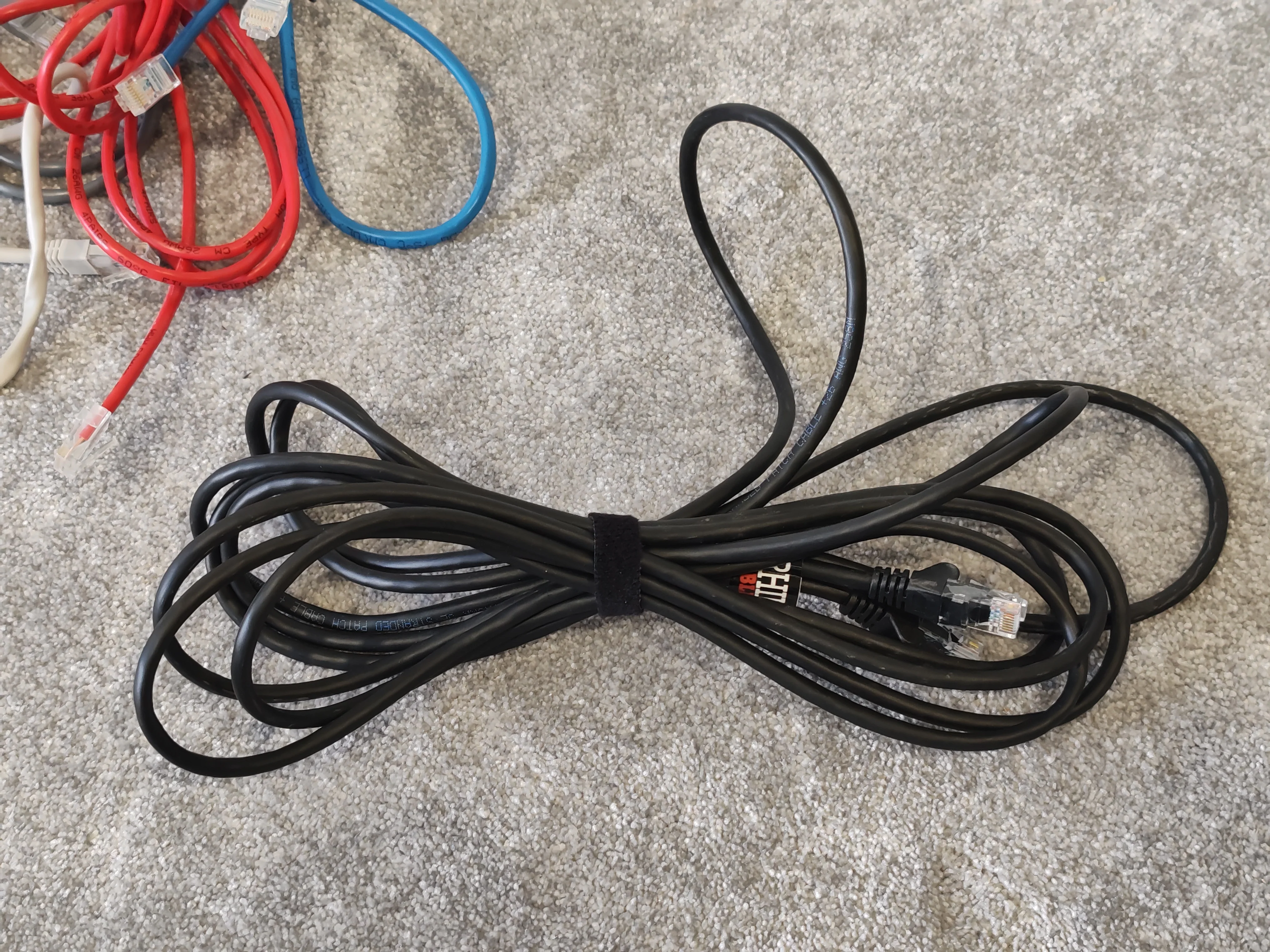 7 x CAT 5 Ethernet Network Cables Various Lengths and Colours - Image 2