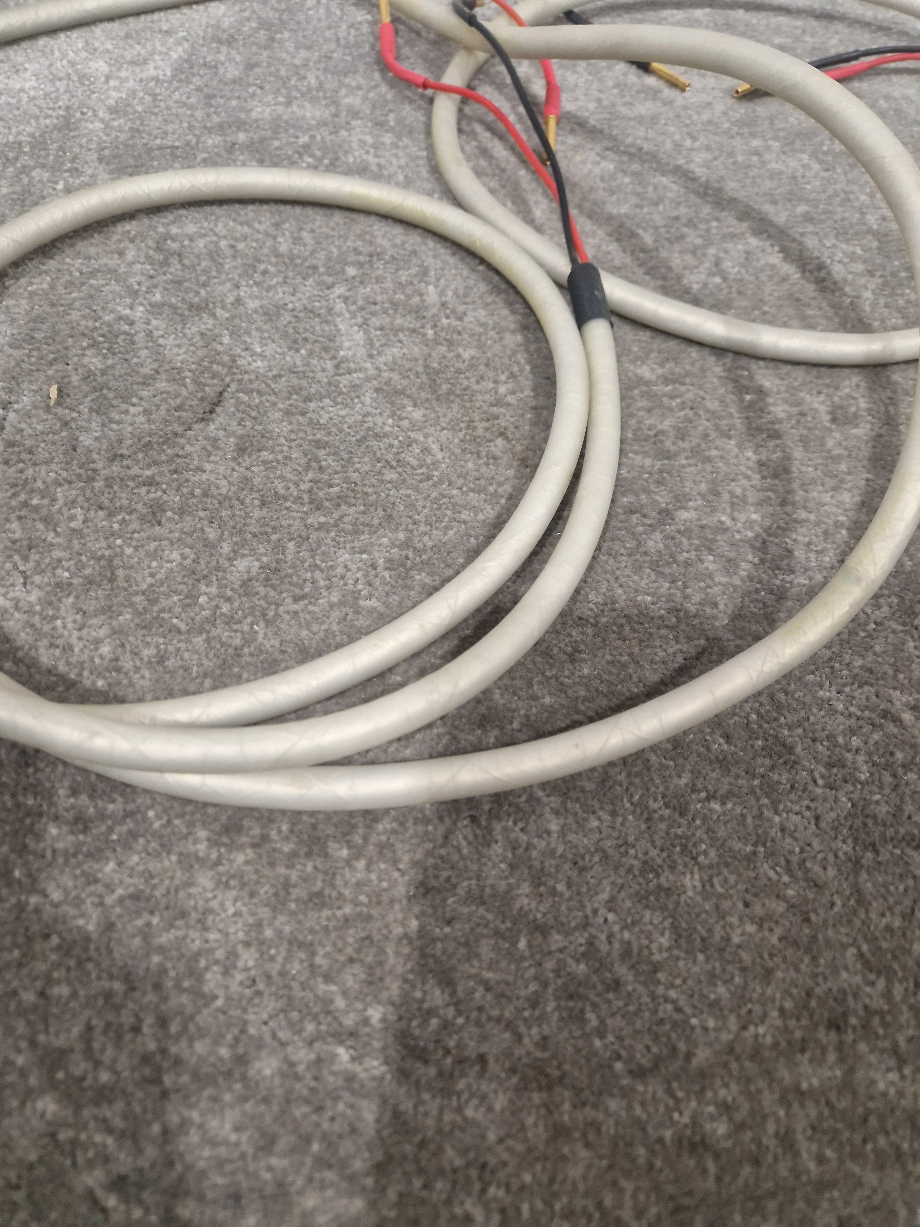 8ft White Banana Phono Lead Pair - High Quality Cables - Very Good - Image 12