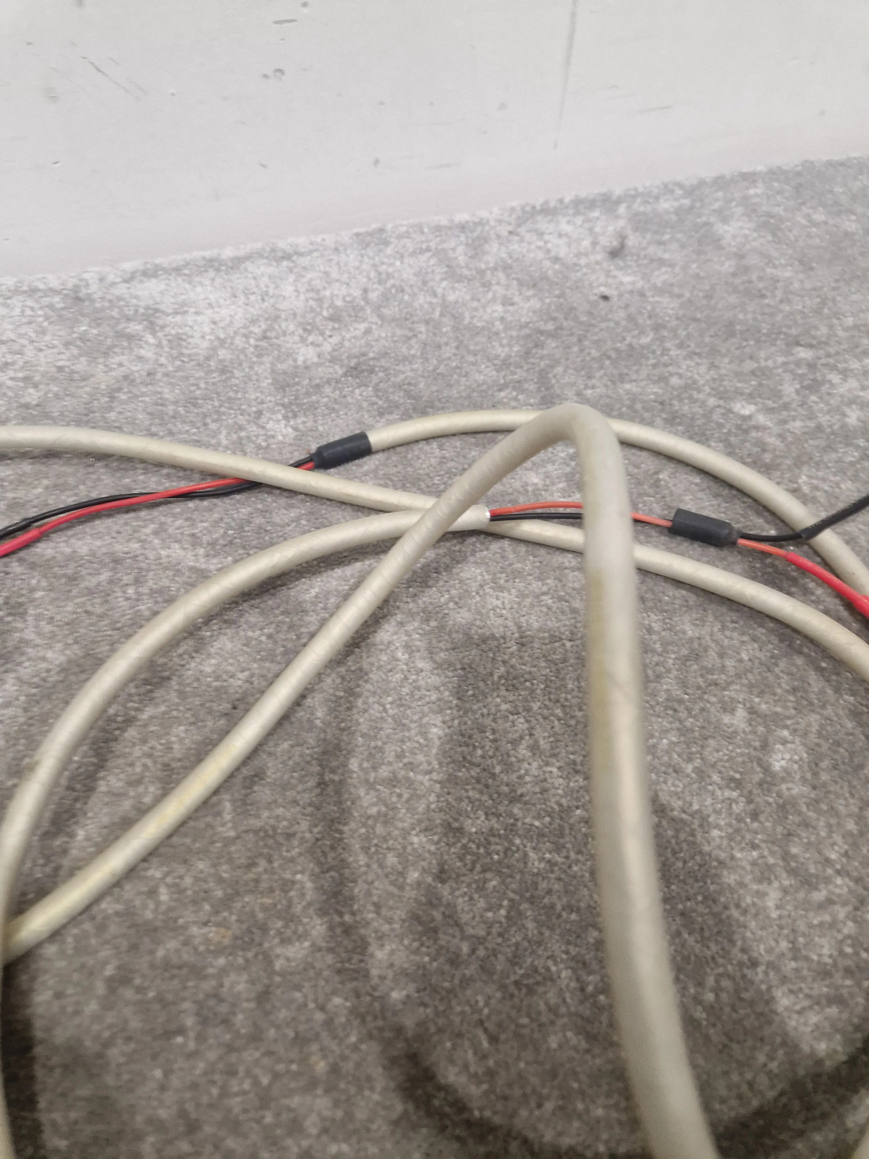 8ft White Banana Phono Lead Pair - High Quality Cables - Very Good - Image 4