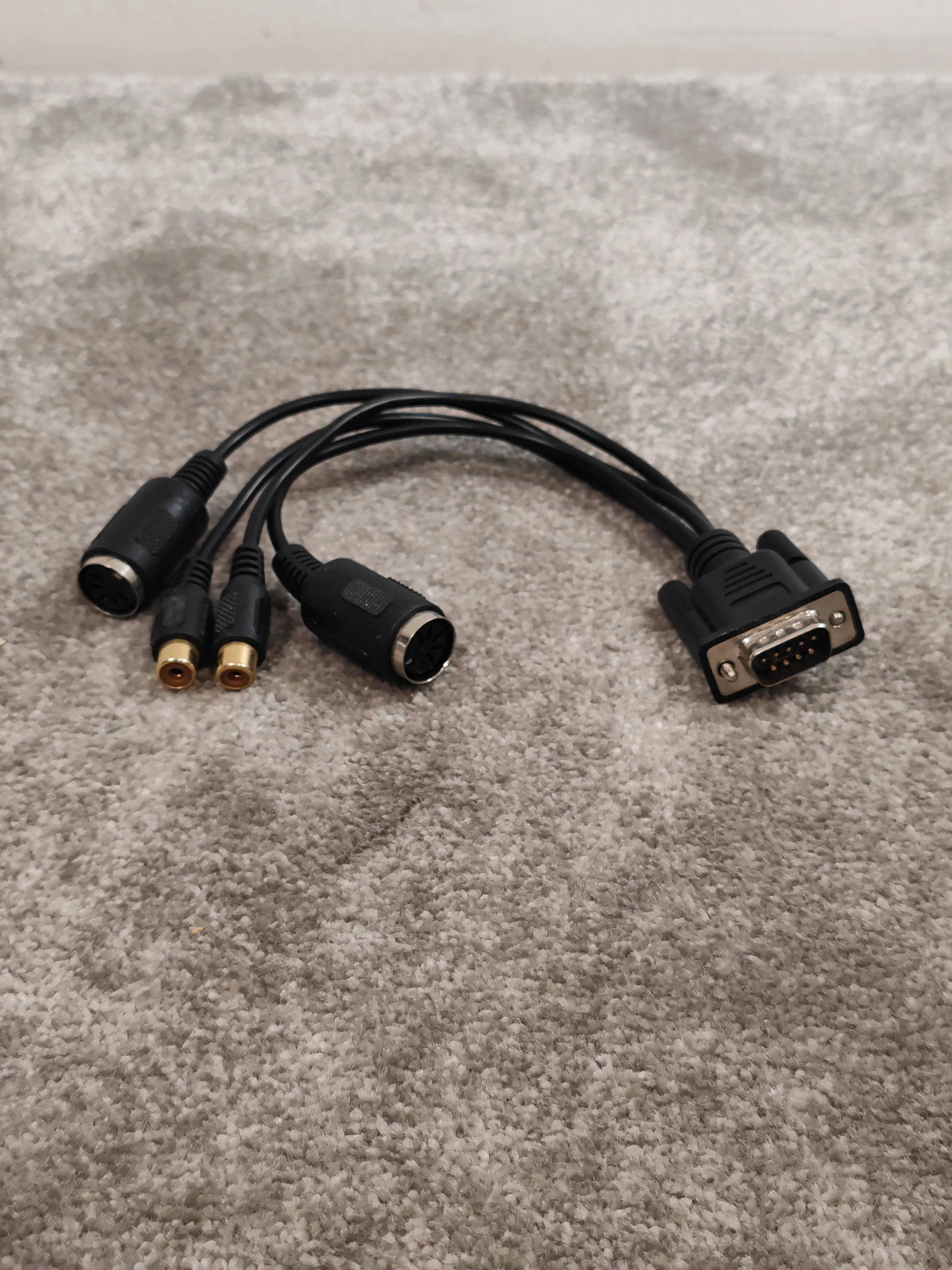 9 Pin D Sub Male TO 2X MIDI Female And 2X RCA Phono Cable - Multi-Connector Adapter - Very Good - Image 2
