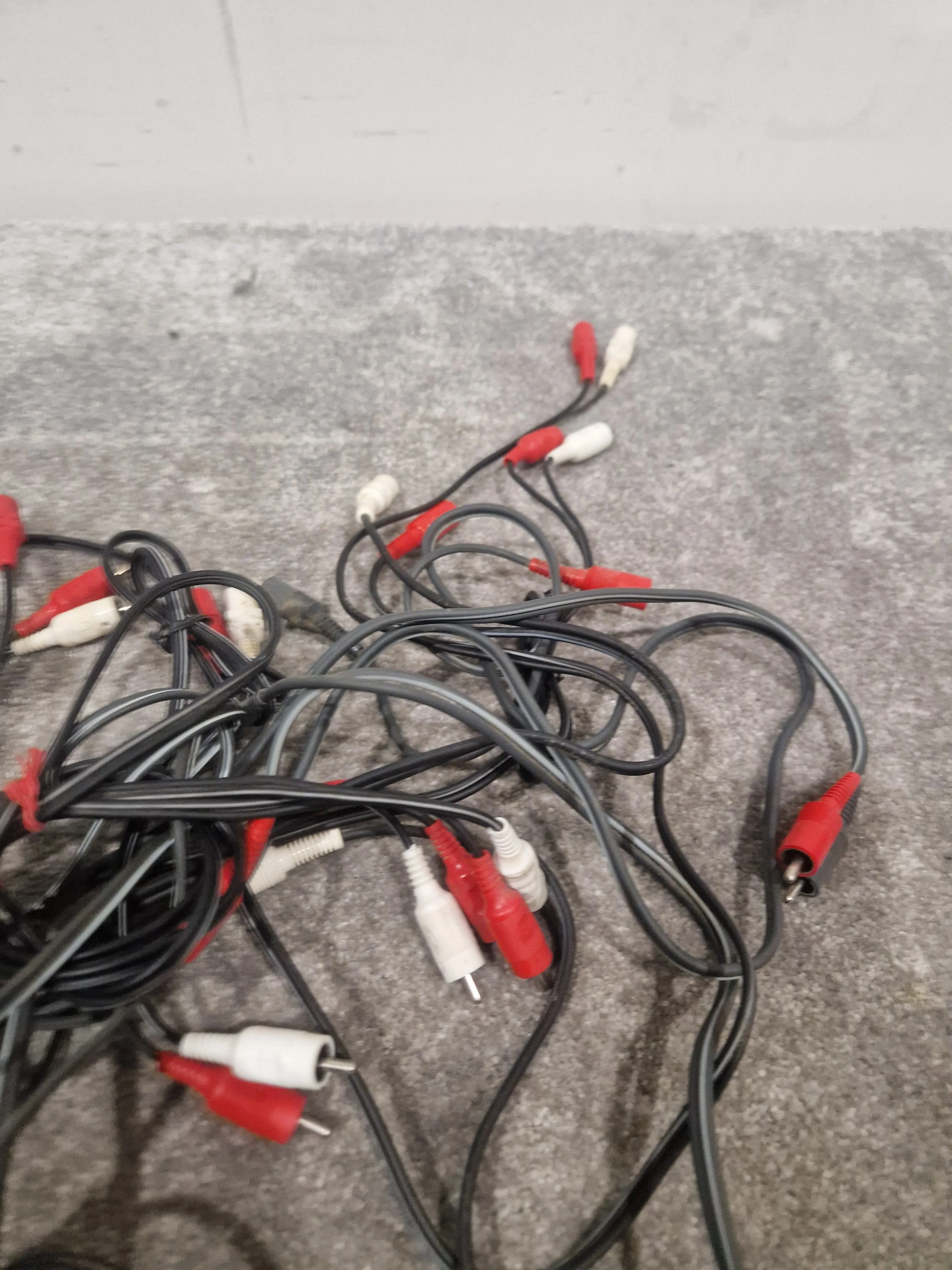 9x Dual RCA Phono Cables, Various Lengths, Brands and Plug Styles - Image 5
