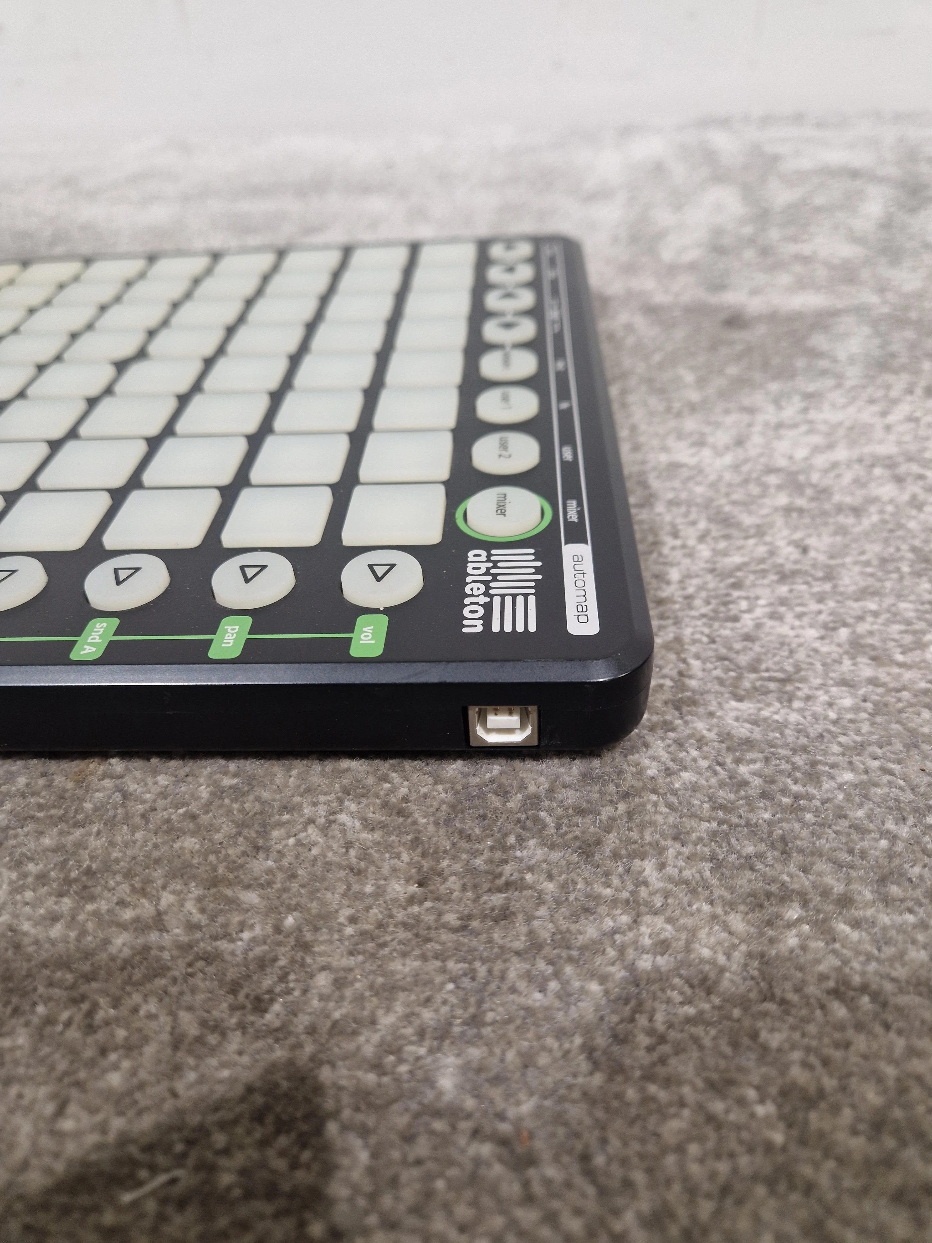 Ableton Novation Launchpad - Grid Performance Controller - Excellent - Image 6