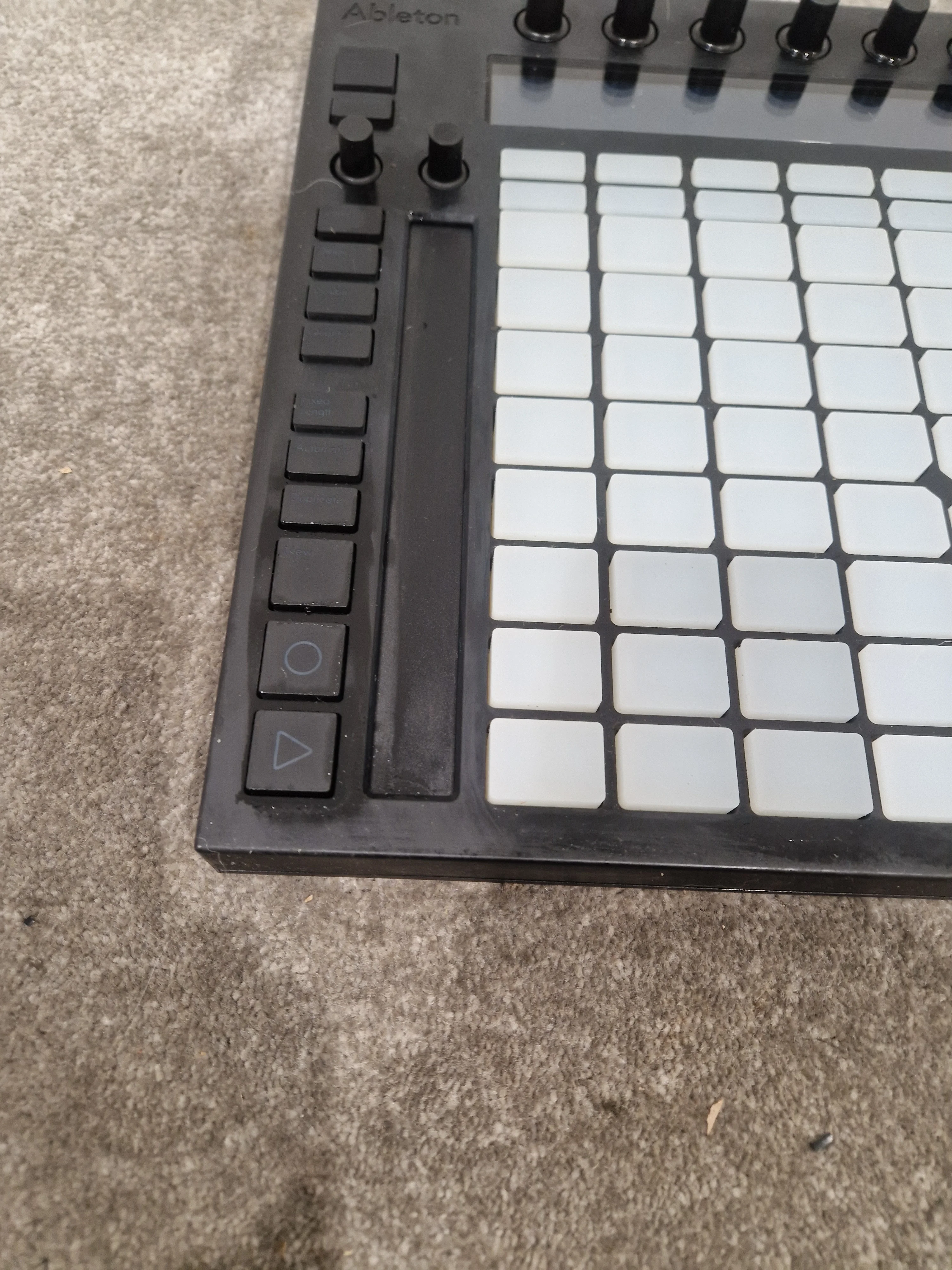 Ableton Push 1 MIDI Controller - Black - Excellent - Image 13