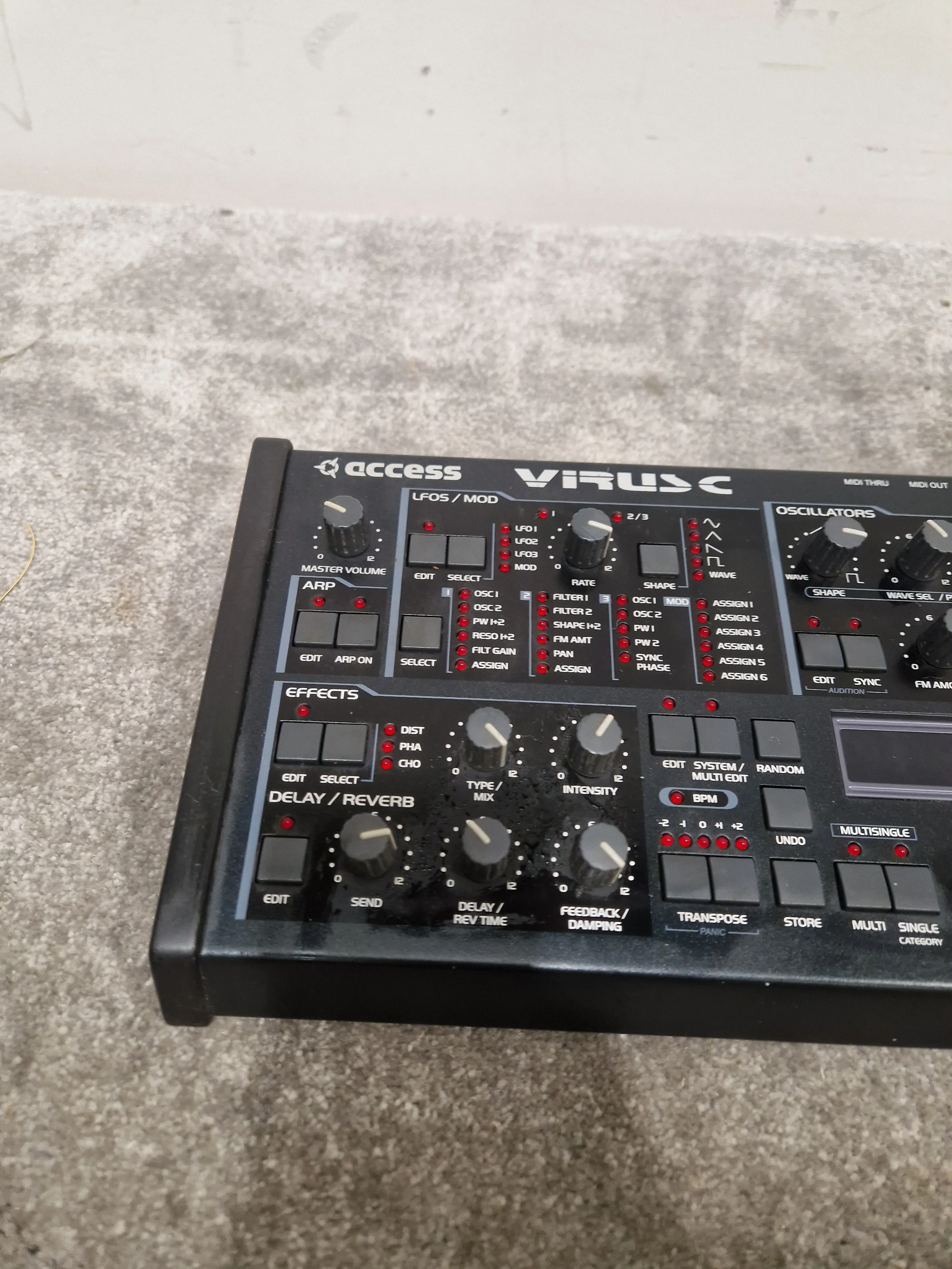 Access Virus C - Desktop Synthesizer Module - Dark/Black - Excellent w/ Power Supply - Image 2