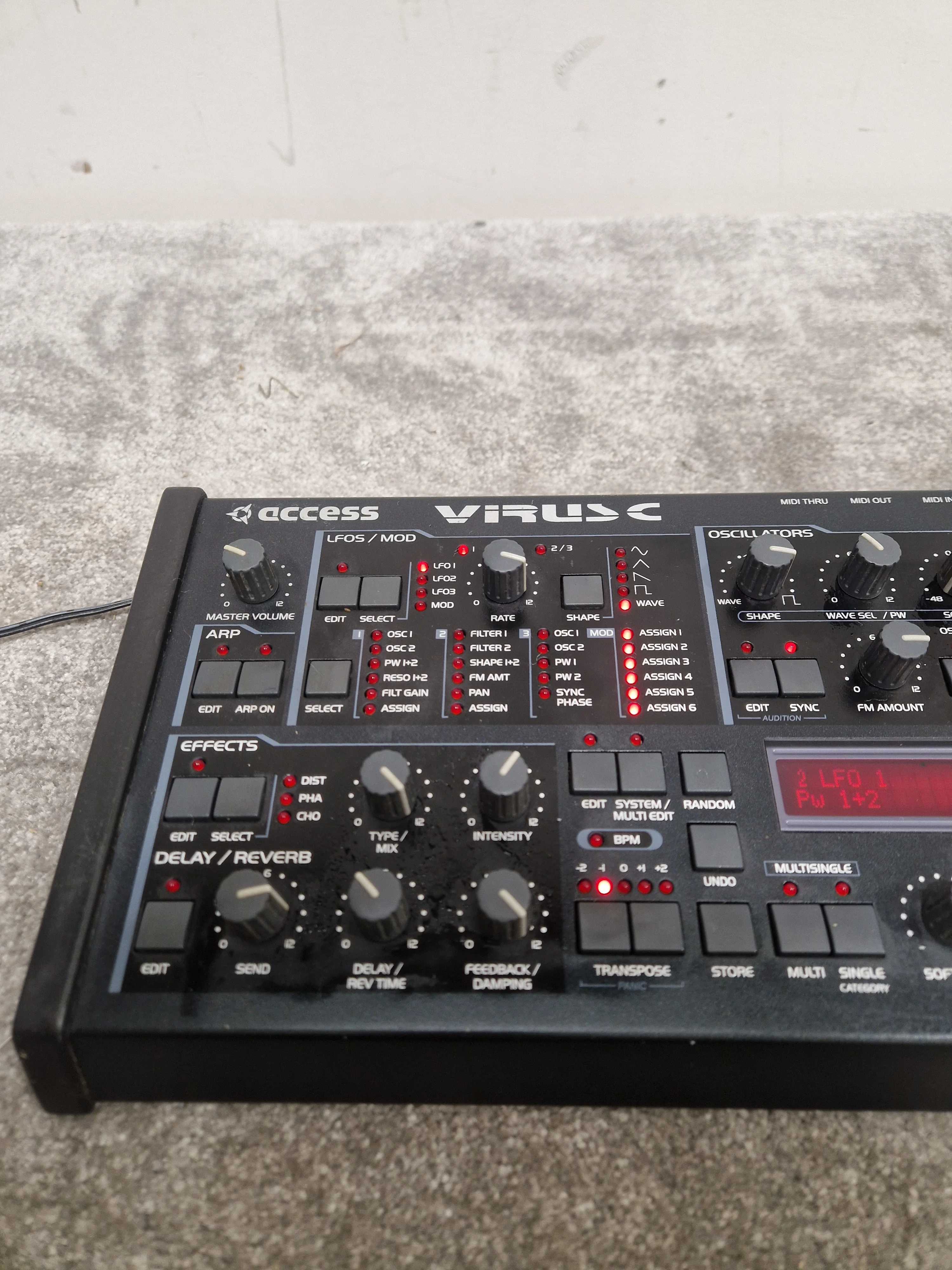 Access Virus C - Desktop Synthesizer Module - Dark/Black - Excellent w/ Power Supply - Image 4