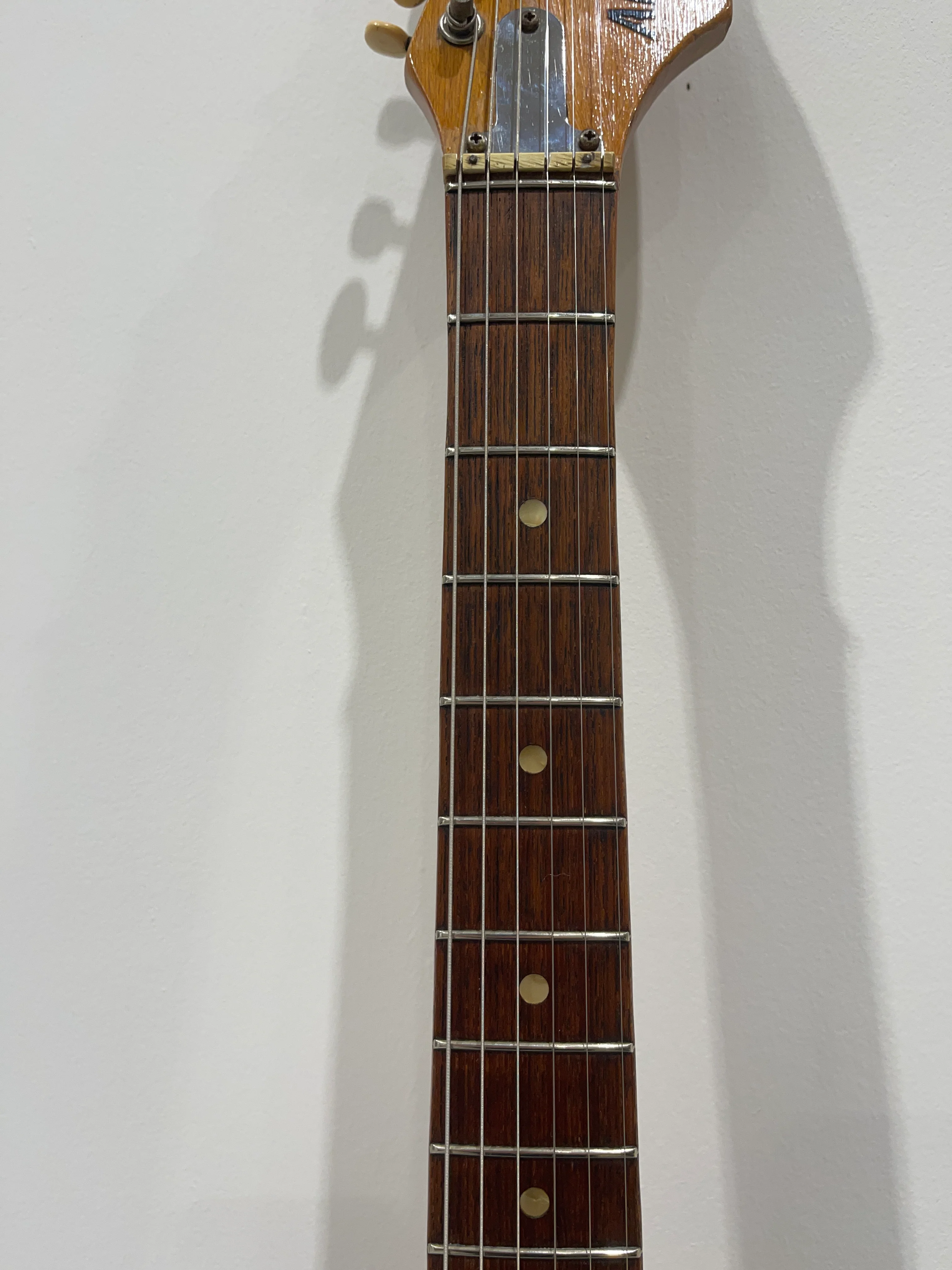 Airstream 2 by Rosetti Electric Guitar Serial 187643 - Unique Electric Guitar - Image 3