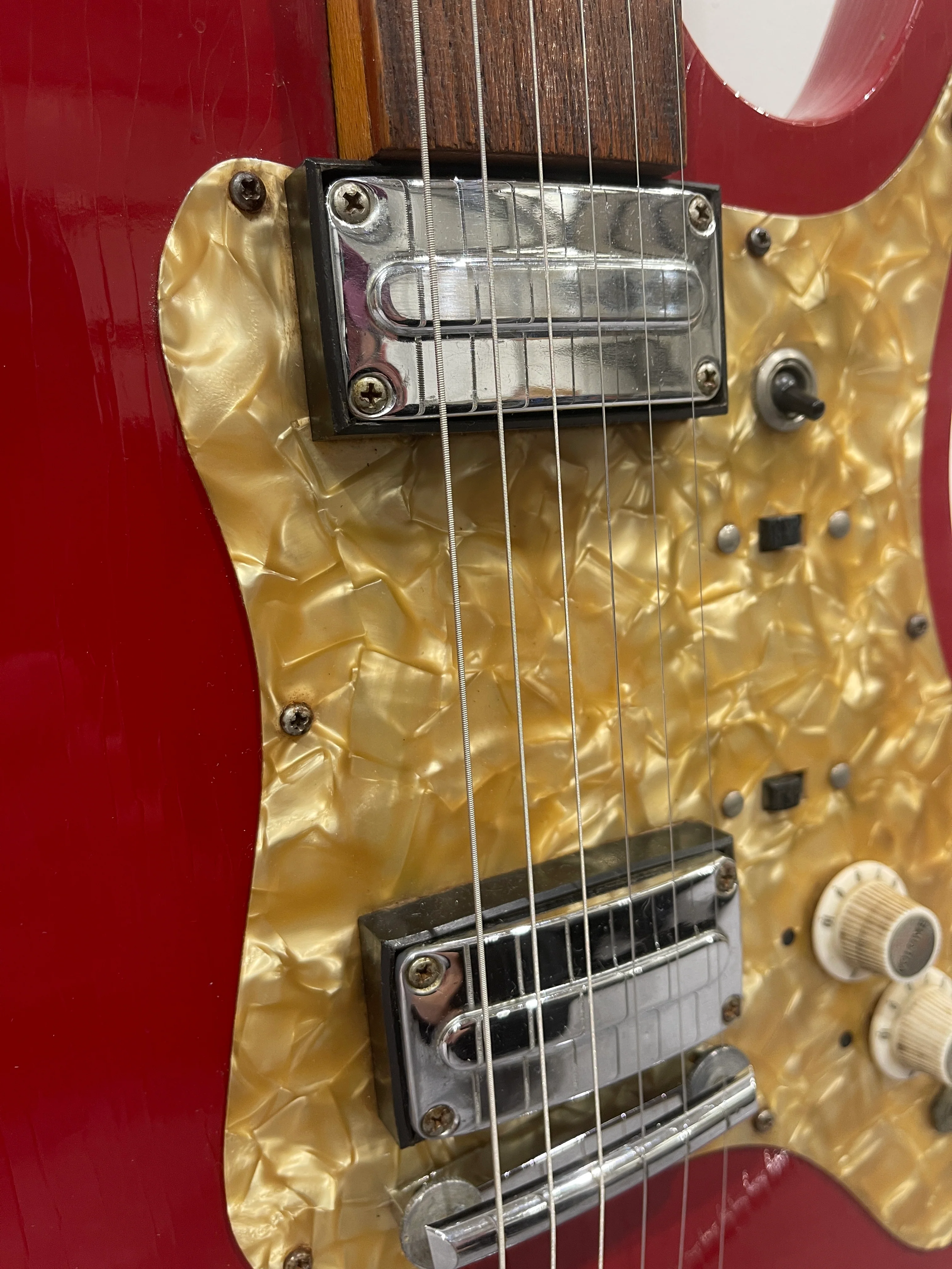 Airstream 2 by Rosetti Electric Guitar Serial 187643 - Unique Electric Guitar - Image 5