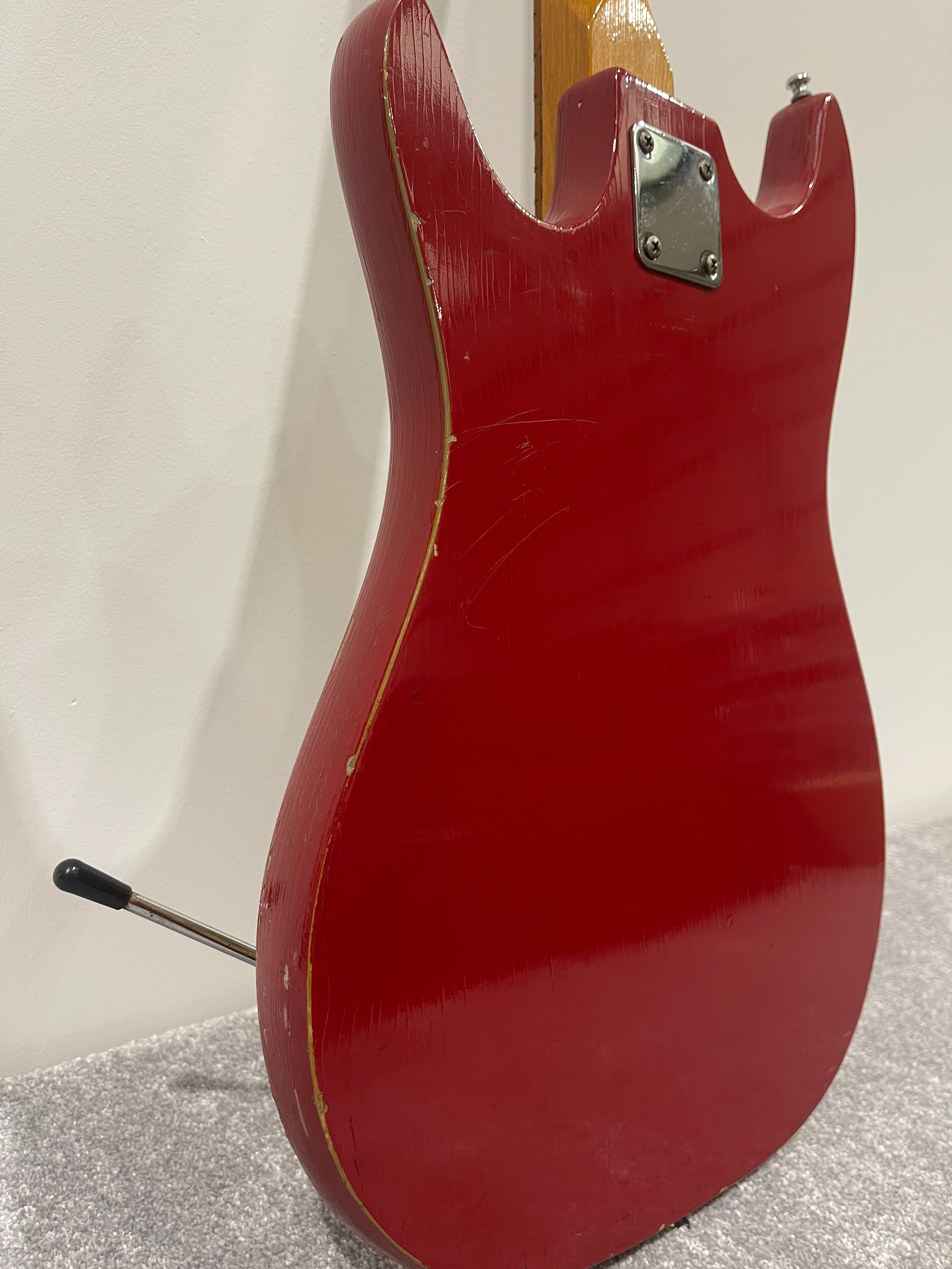 Airstream 2 by Rosetti Electric Guitar Serial 187643 - Unique Electric Guitar - Image 9