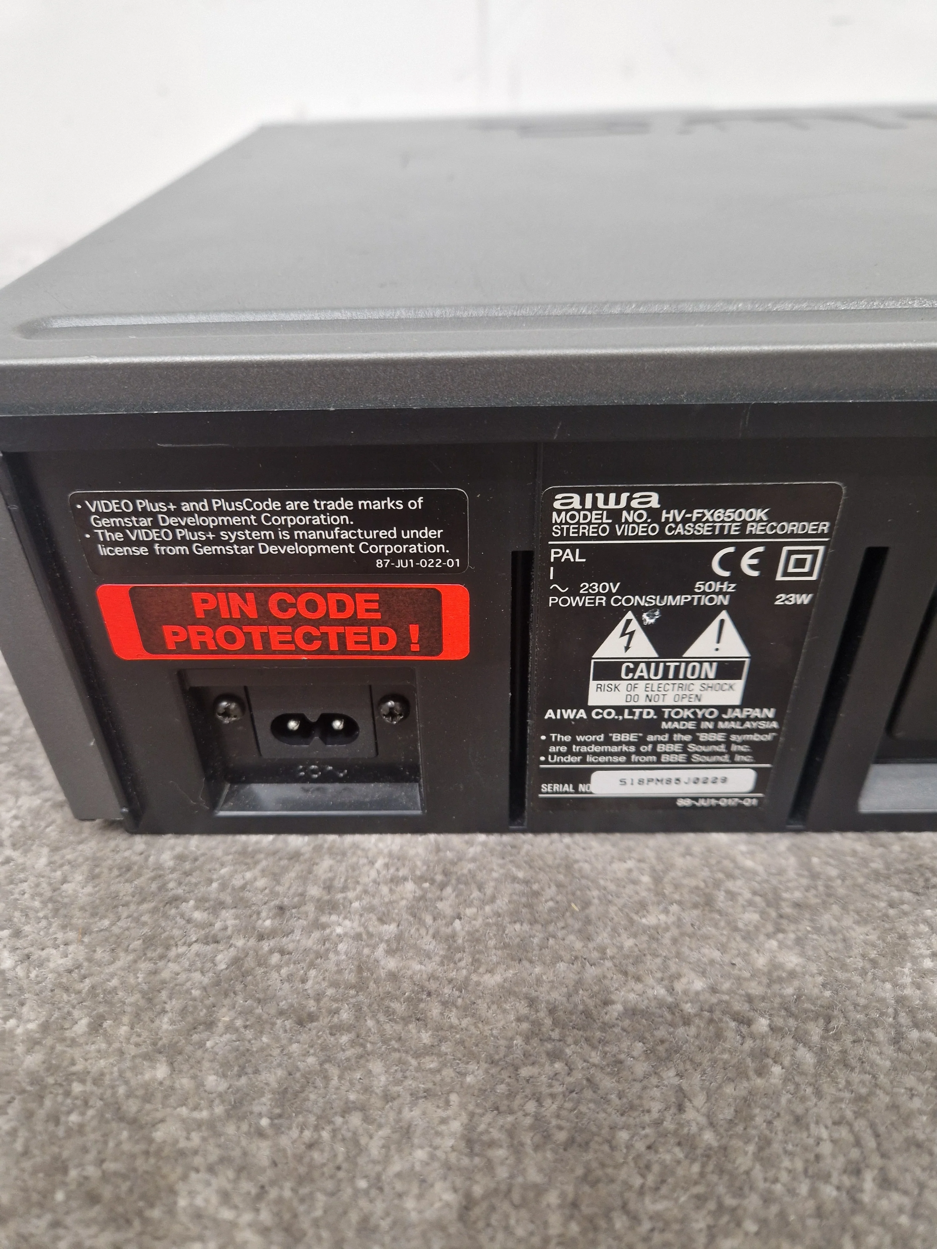 AIWA. VHS Player FX6500 - VHS Playback, Rackmount Design - Very Good w/ Power Supply & Manuals & Rackmount Case - Image 10