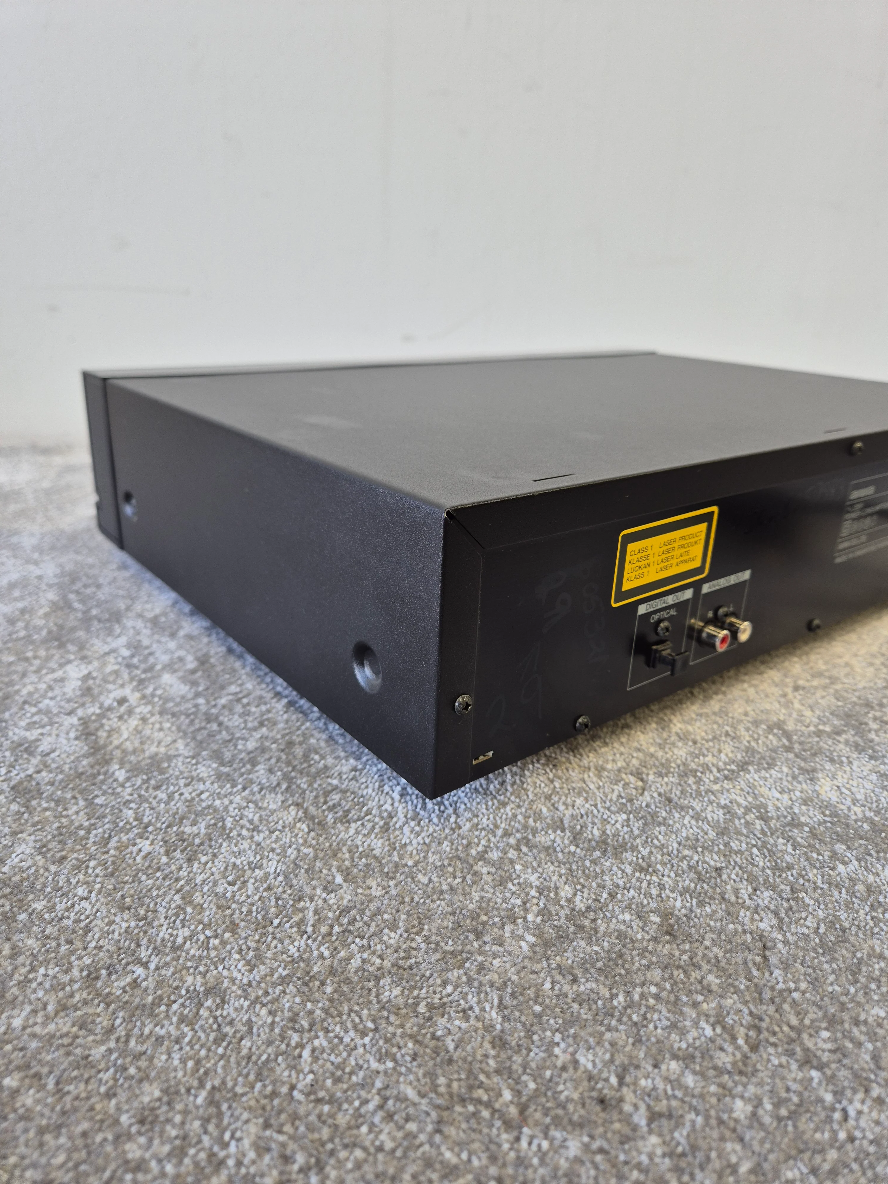 Aiwa XC-300 - Versatile Compact Disc Player - Image 11