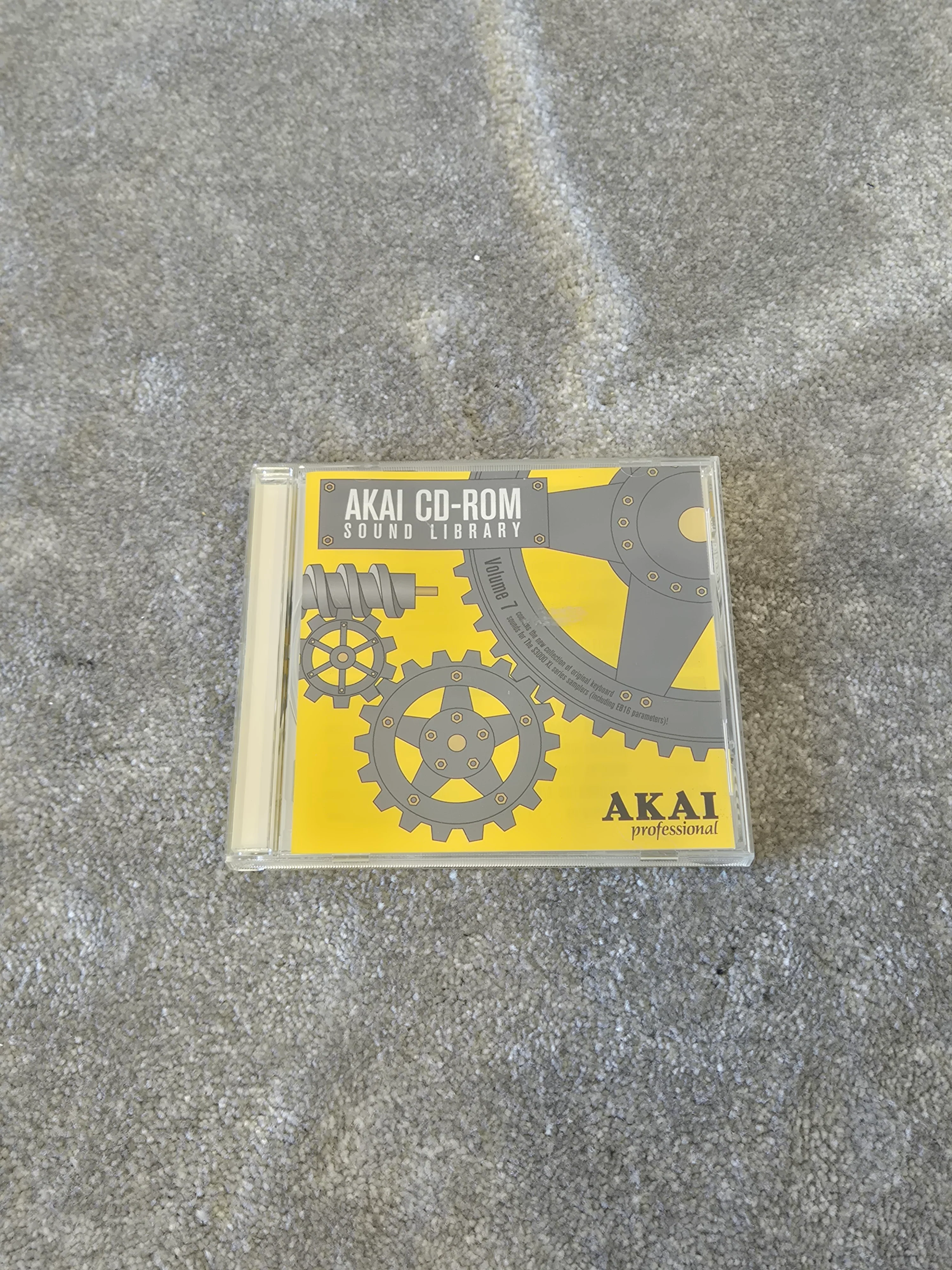 Akai CD-ROM Sound Library Volume 7 - Mint - Image 2