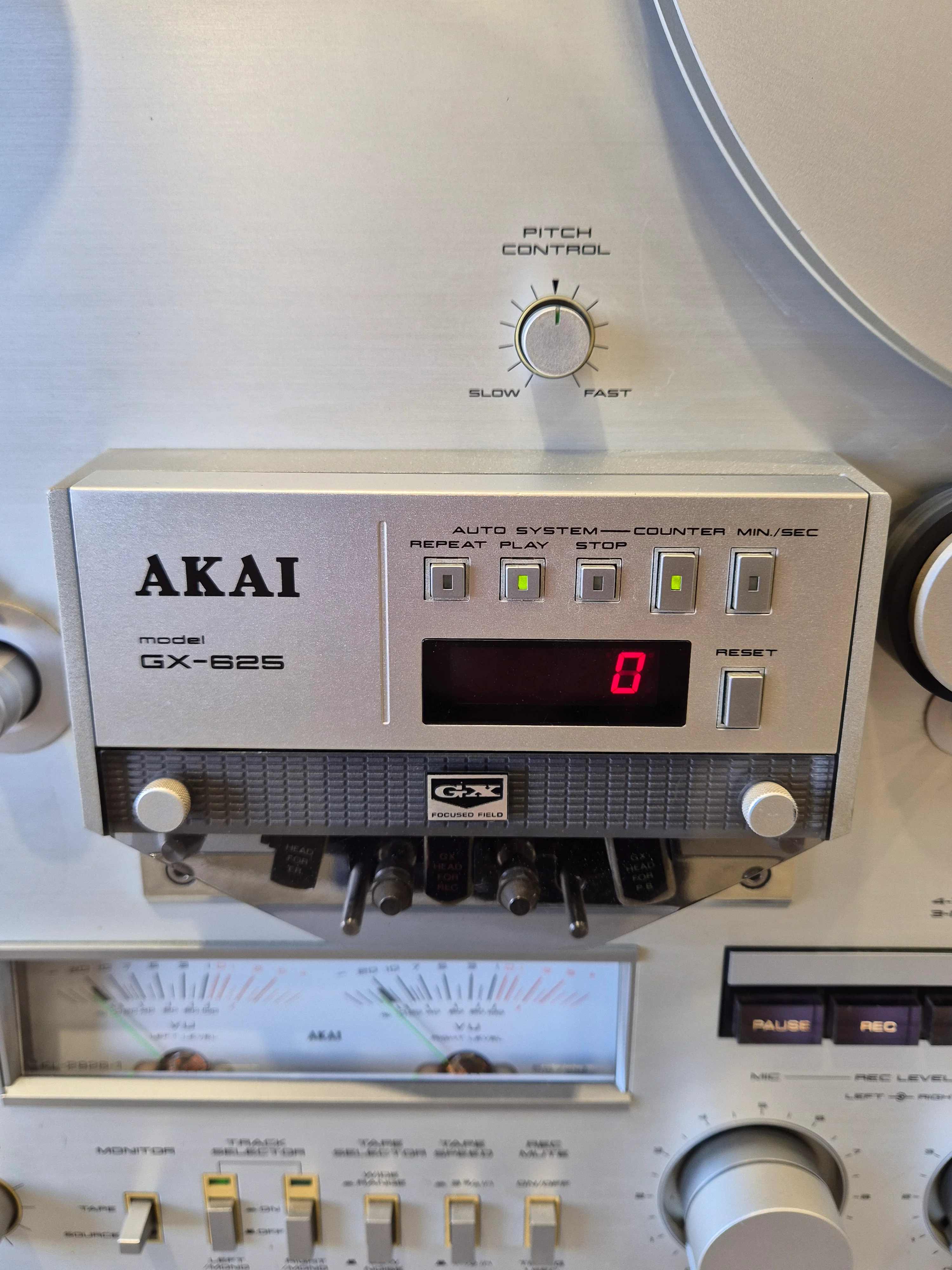 Akai GX-625 - Reel to Reel Tape Recorder - Image 2