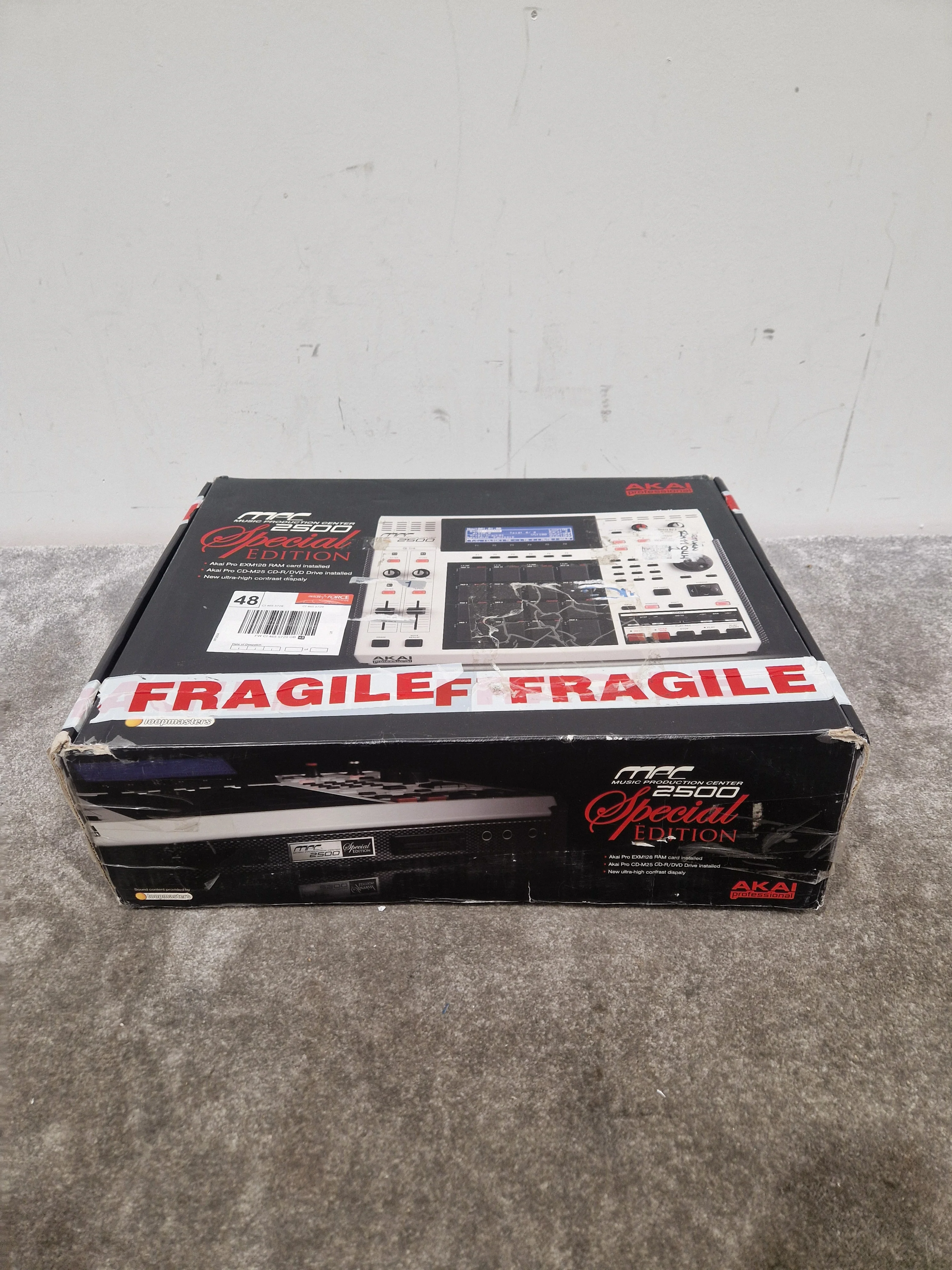 Akai MPC 2500 Special Edition - Professional Music Production Station - Excellent w/ Original Box & Power Supply - Image 3