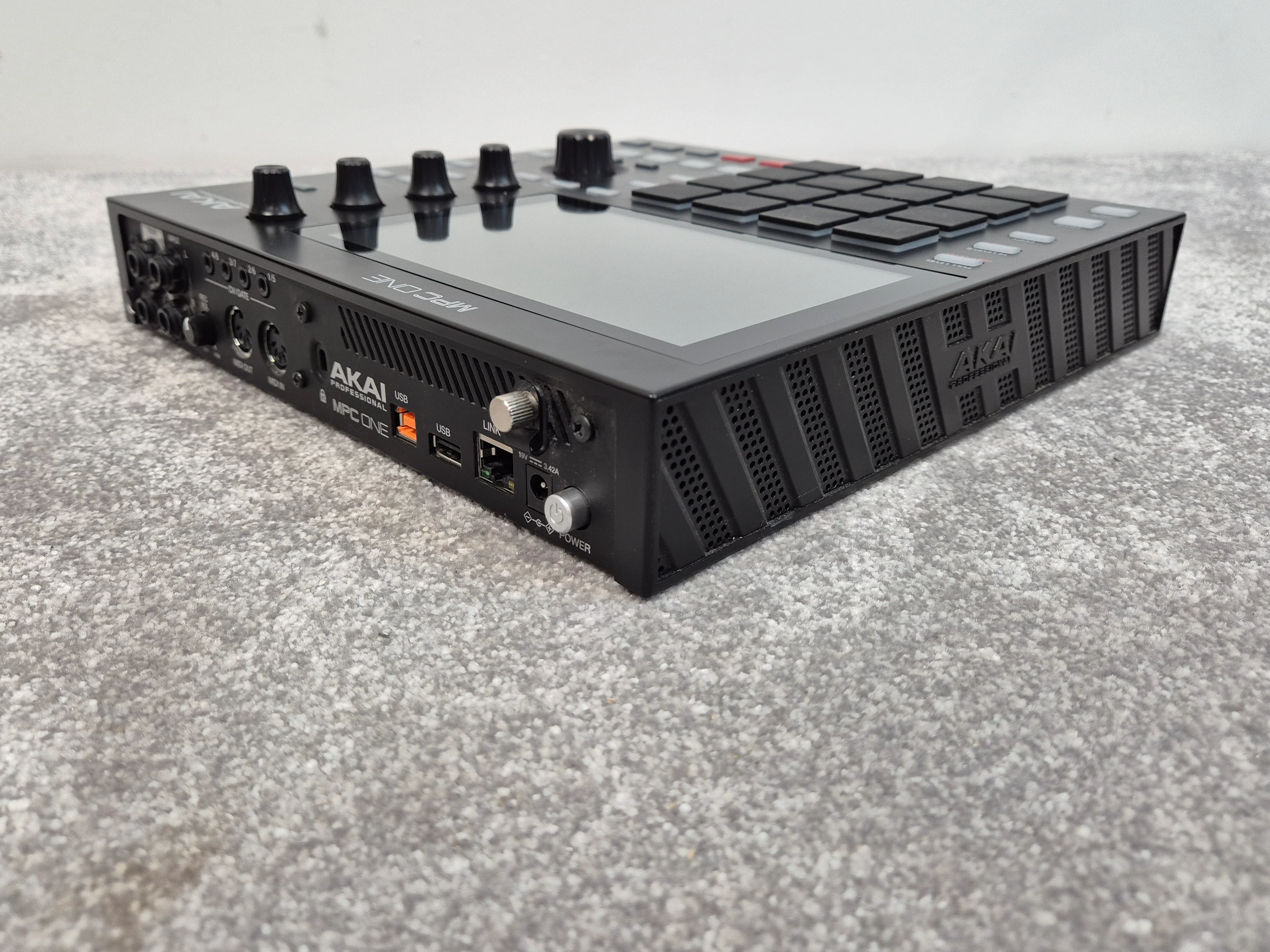 Akai MPC One Professional - Standalone Music Production Center - Open Box New - Image 5