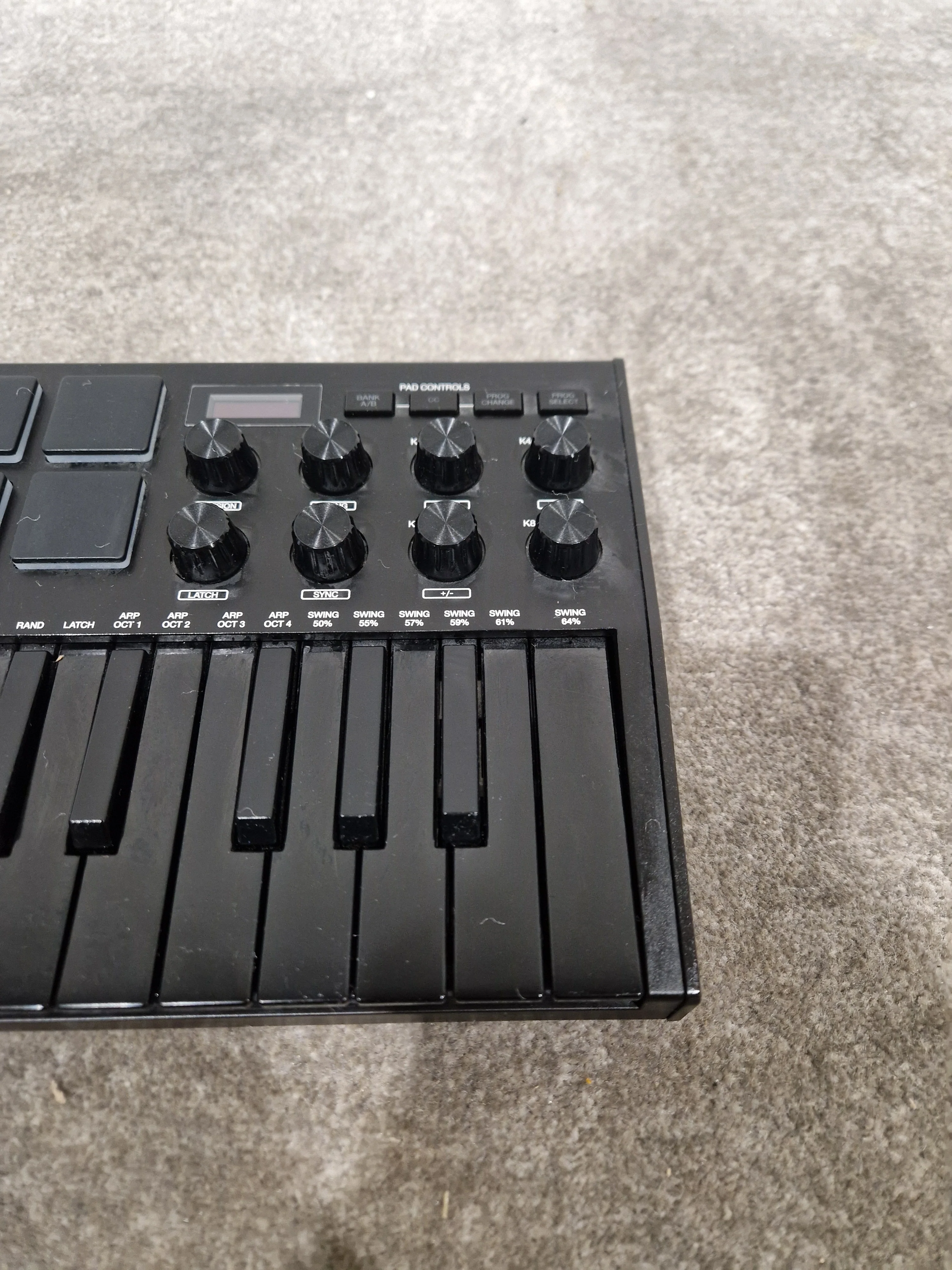 Akai MPK Mini - MIDI Keyboard Controller - Black - Excellent - Image 11