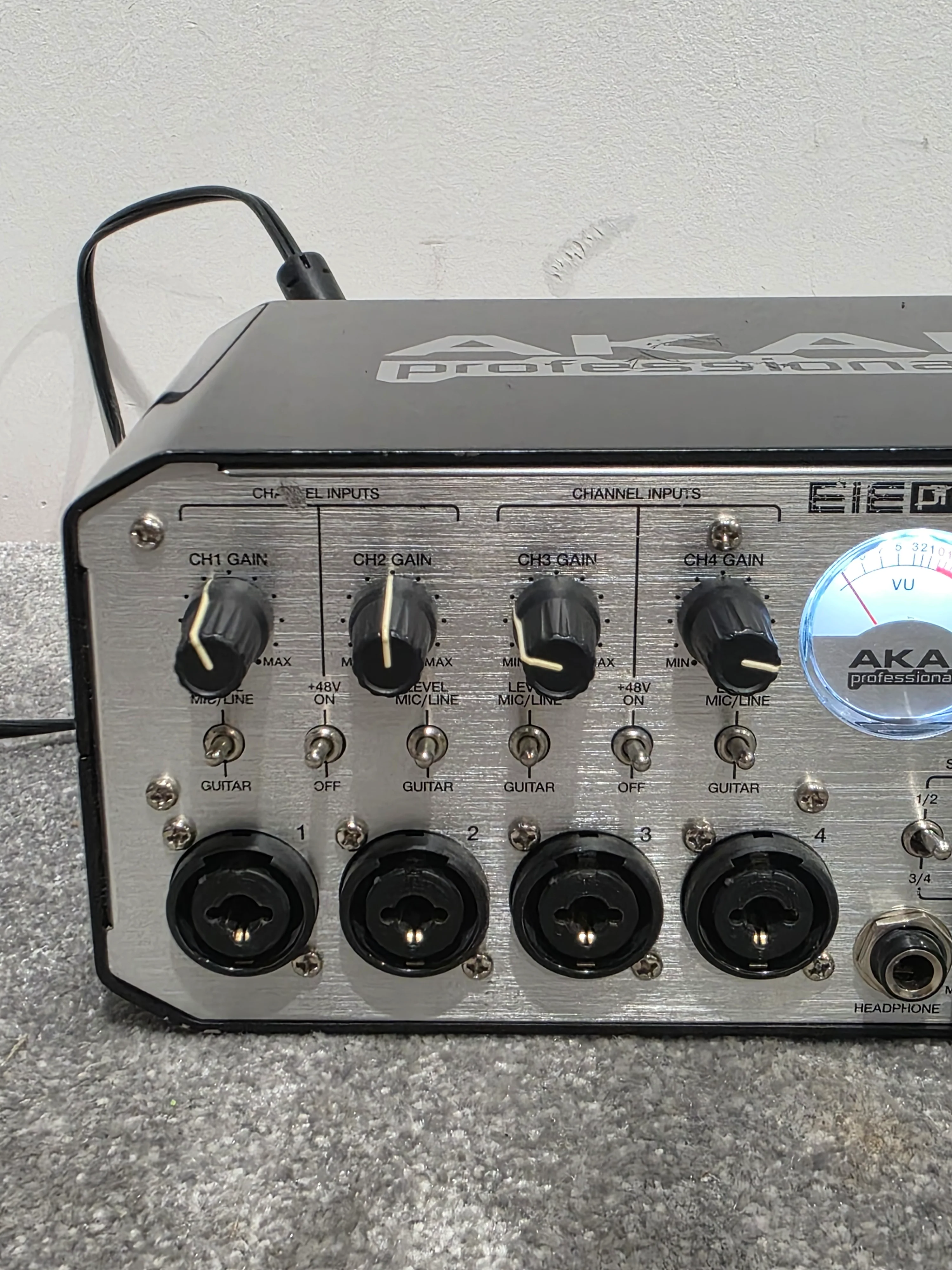 Akai Professional EIE Pro - Audio Interface - Good w/ Power Supply - Image 2