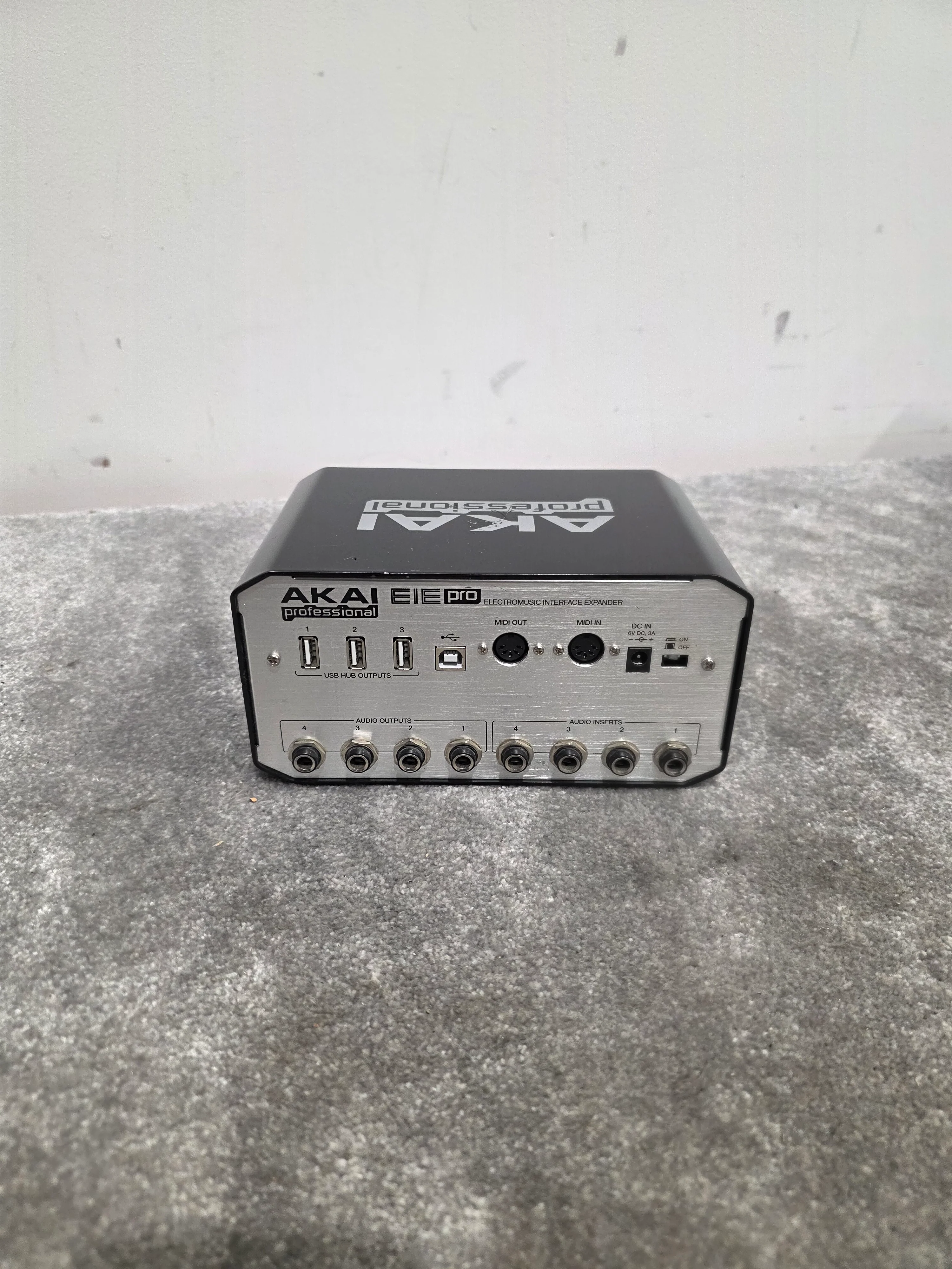 Akai Professional EIE Pro - Audio Interface - Good w/ Power Supply - Image 5