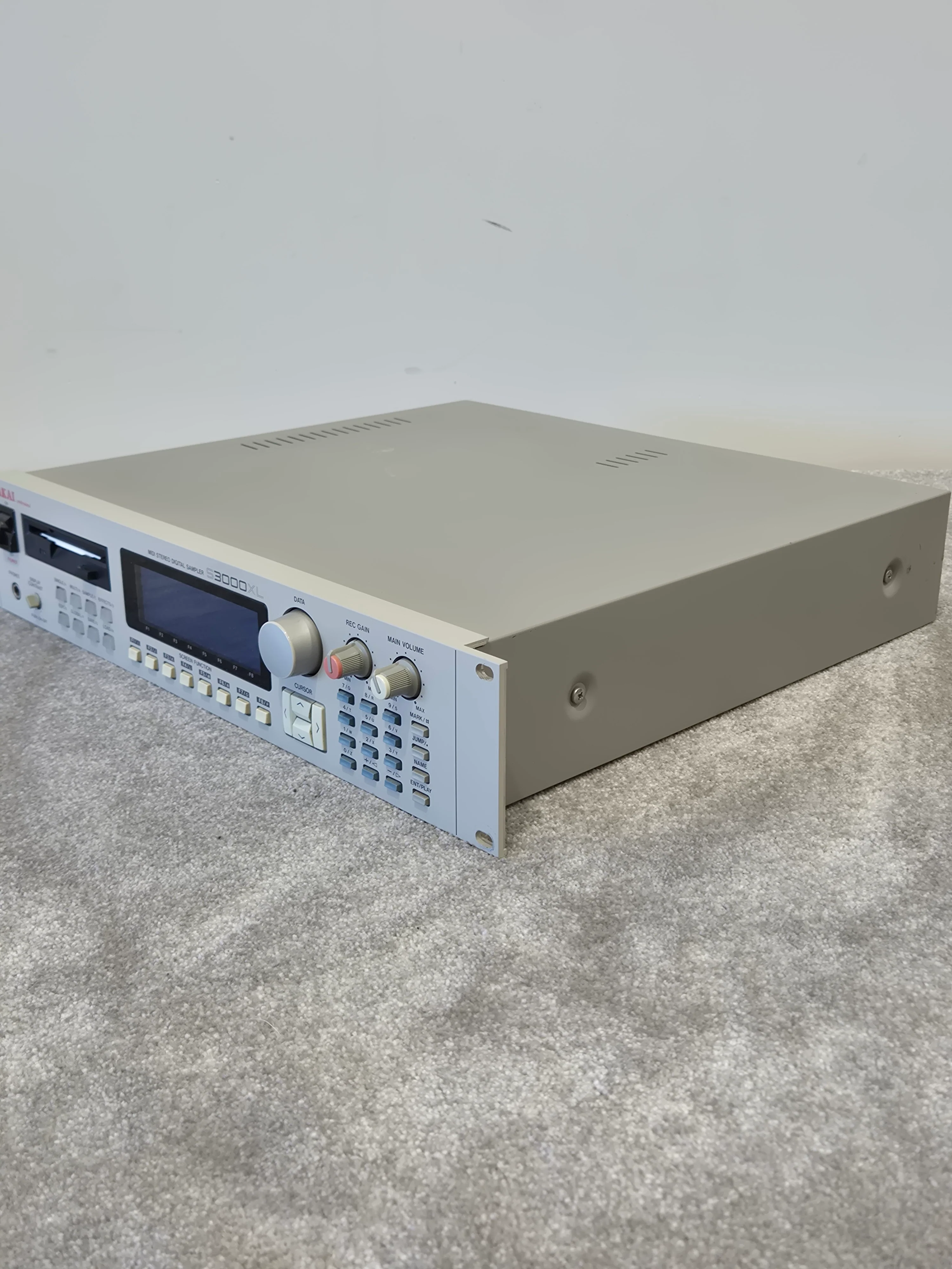 Akai S3000XL - Professional Sampler - Spares or Repair - Image 13
