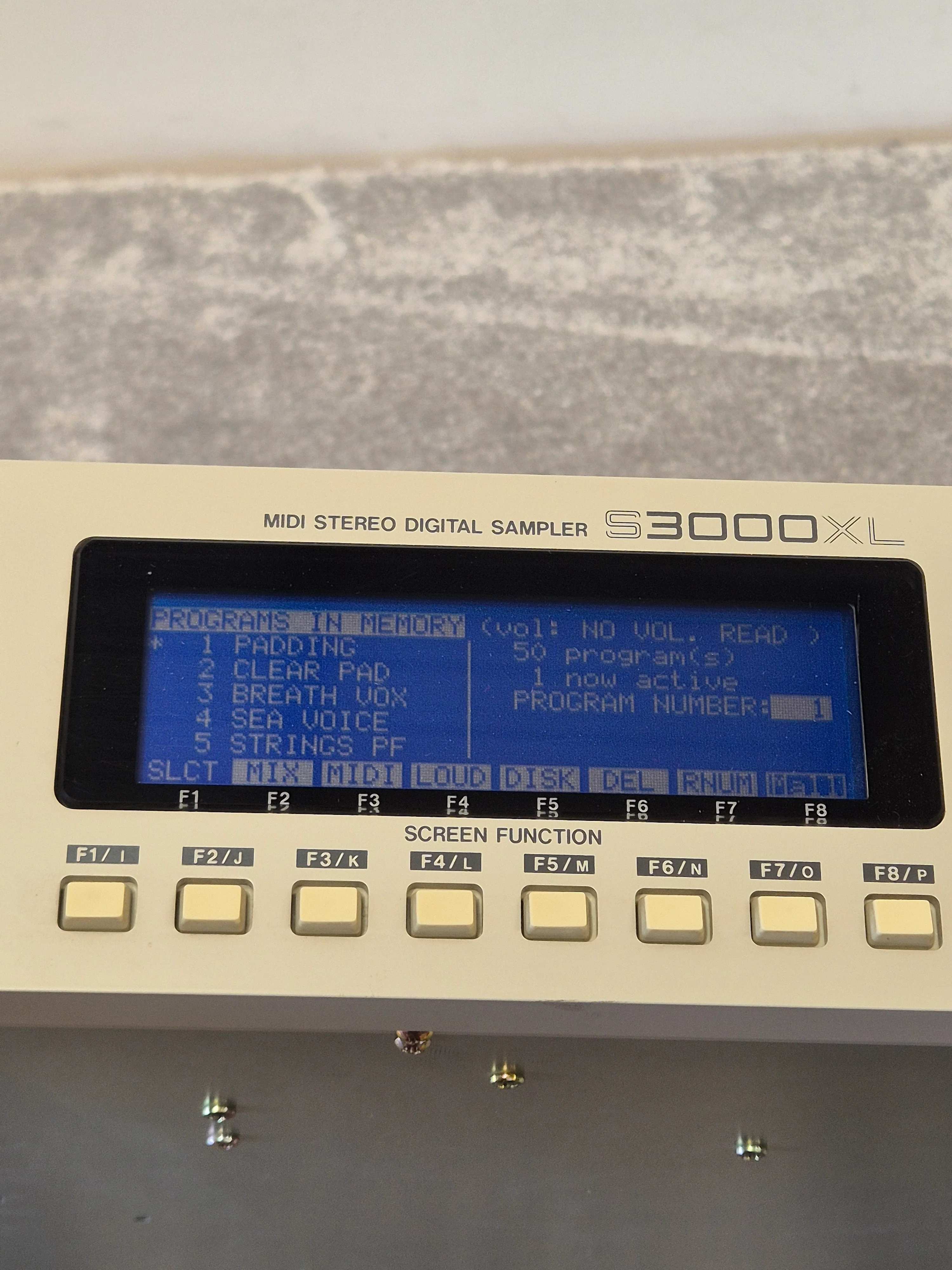 Akai S3000XL - Professional Sampler - Spares or Repair - Image 2