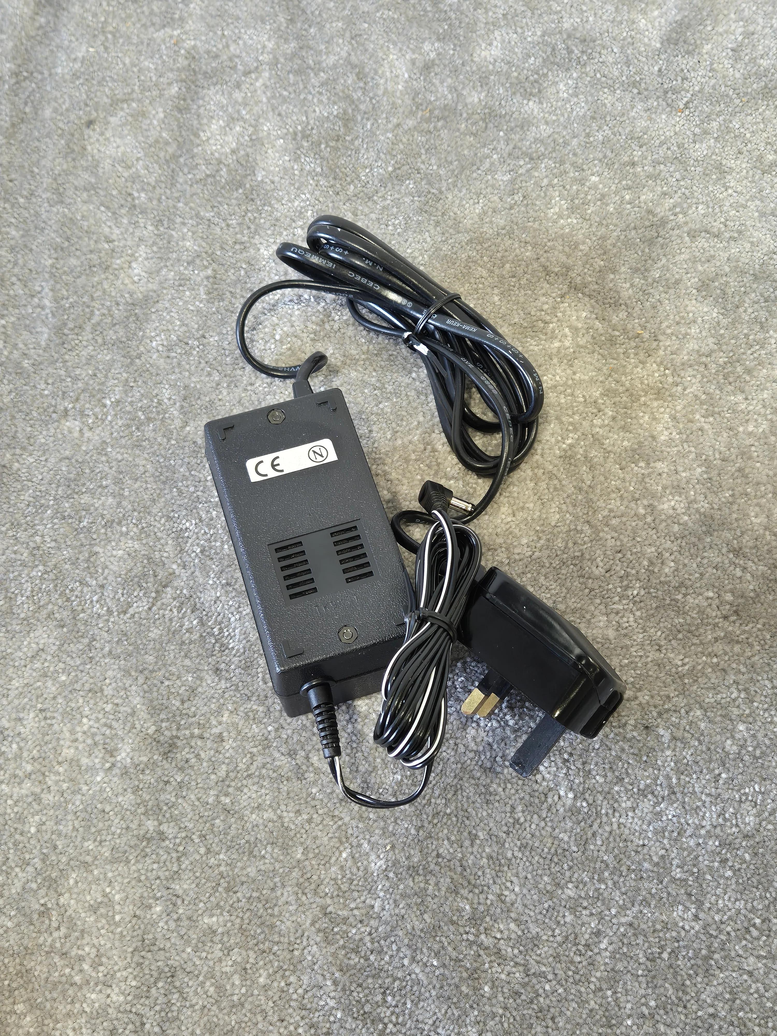 Akai U400 - Sampler Looper w/ Original Box - Image 8