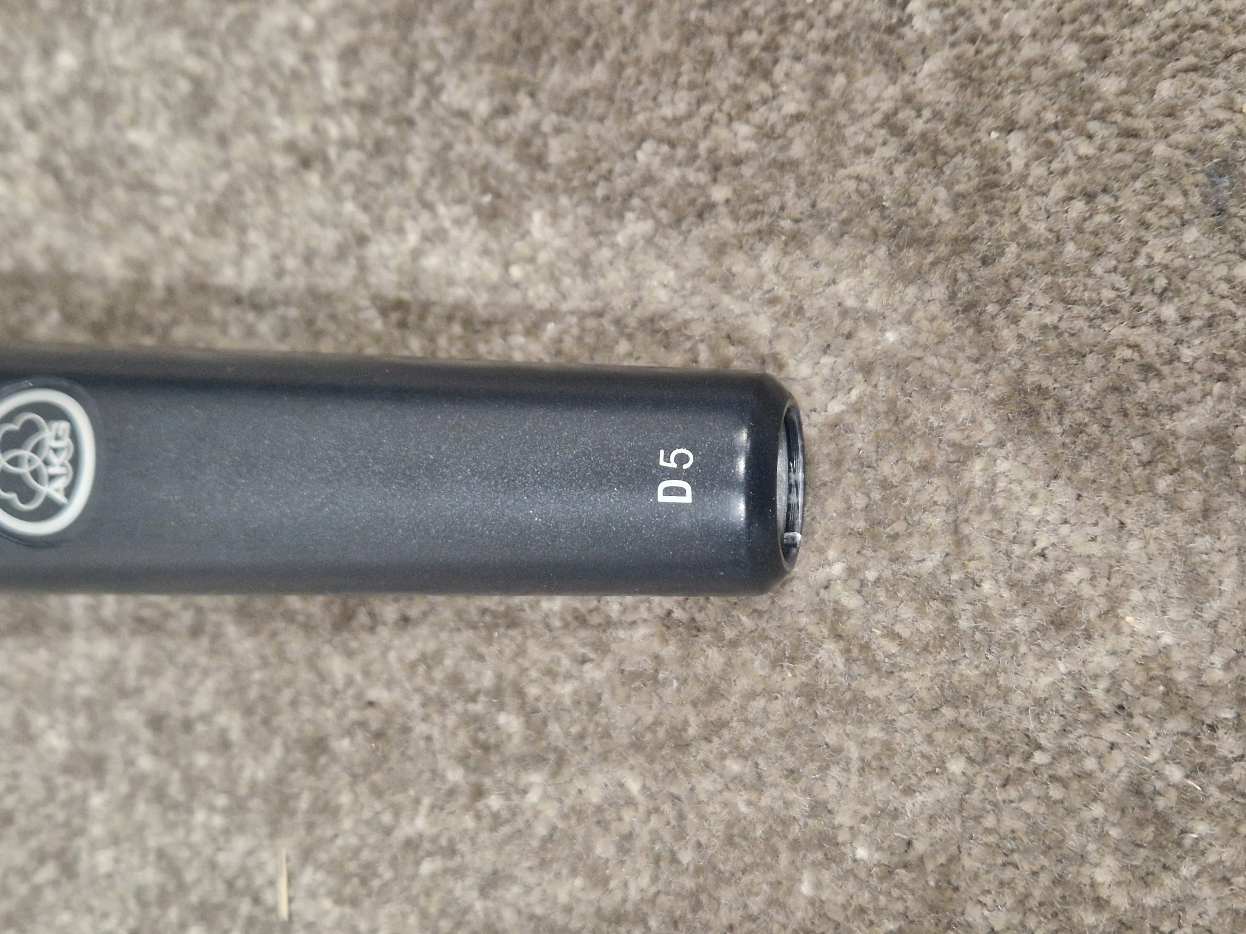 AKG D5 Dynamic Mic - Supercardioid Vocal Performance - Excellent w/ Soft Case & Mic Holder - Image 3
