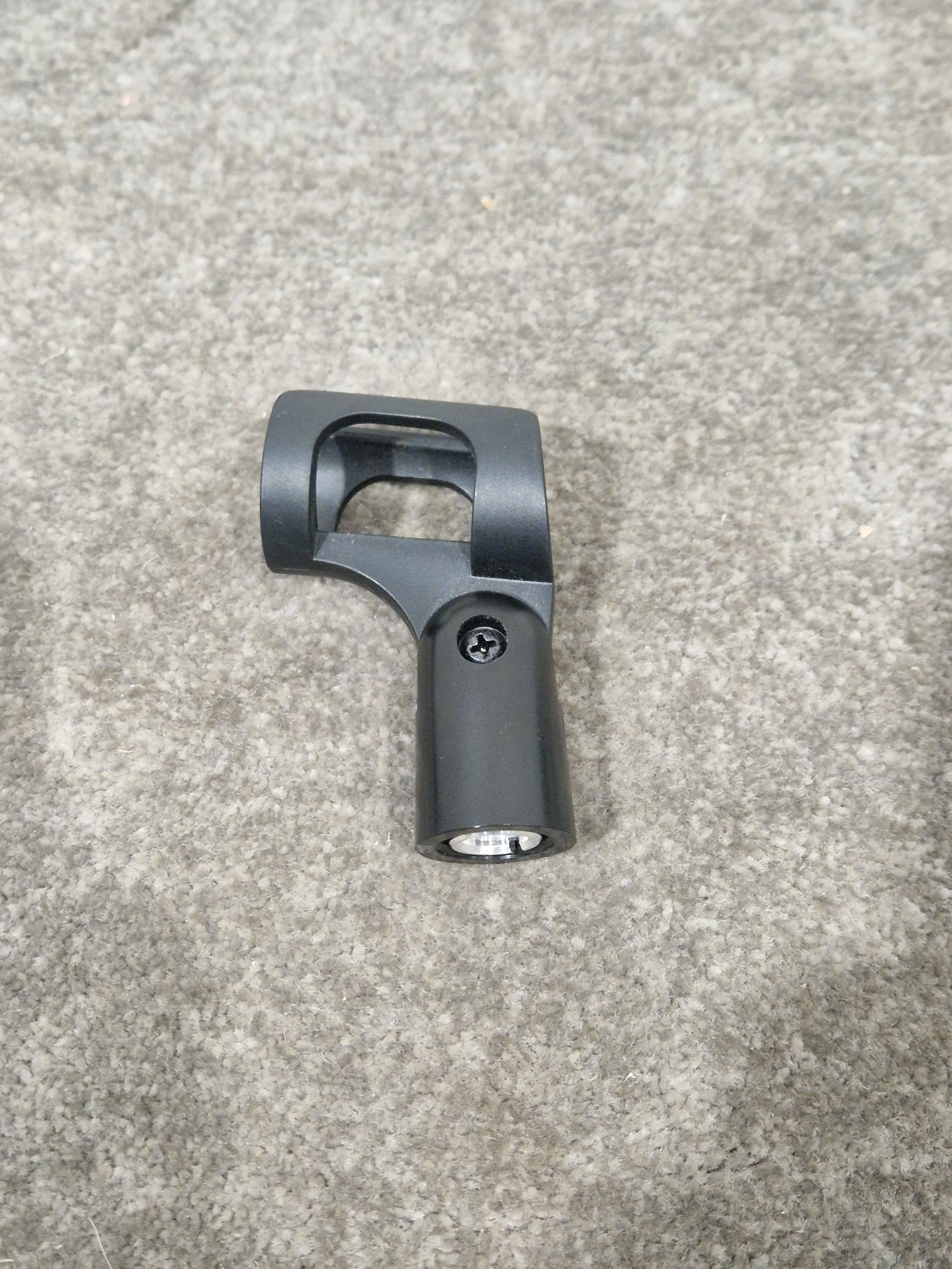 AKG D5 Dynamic Mic - Supercardioid Vocal Performance - Excellent w/ Soft Case & Mic Holder - Image 7