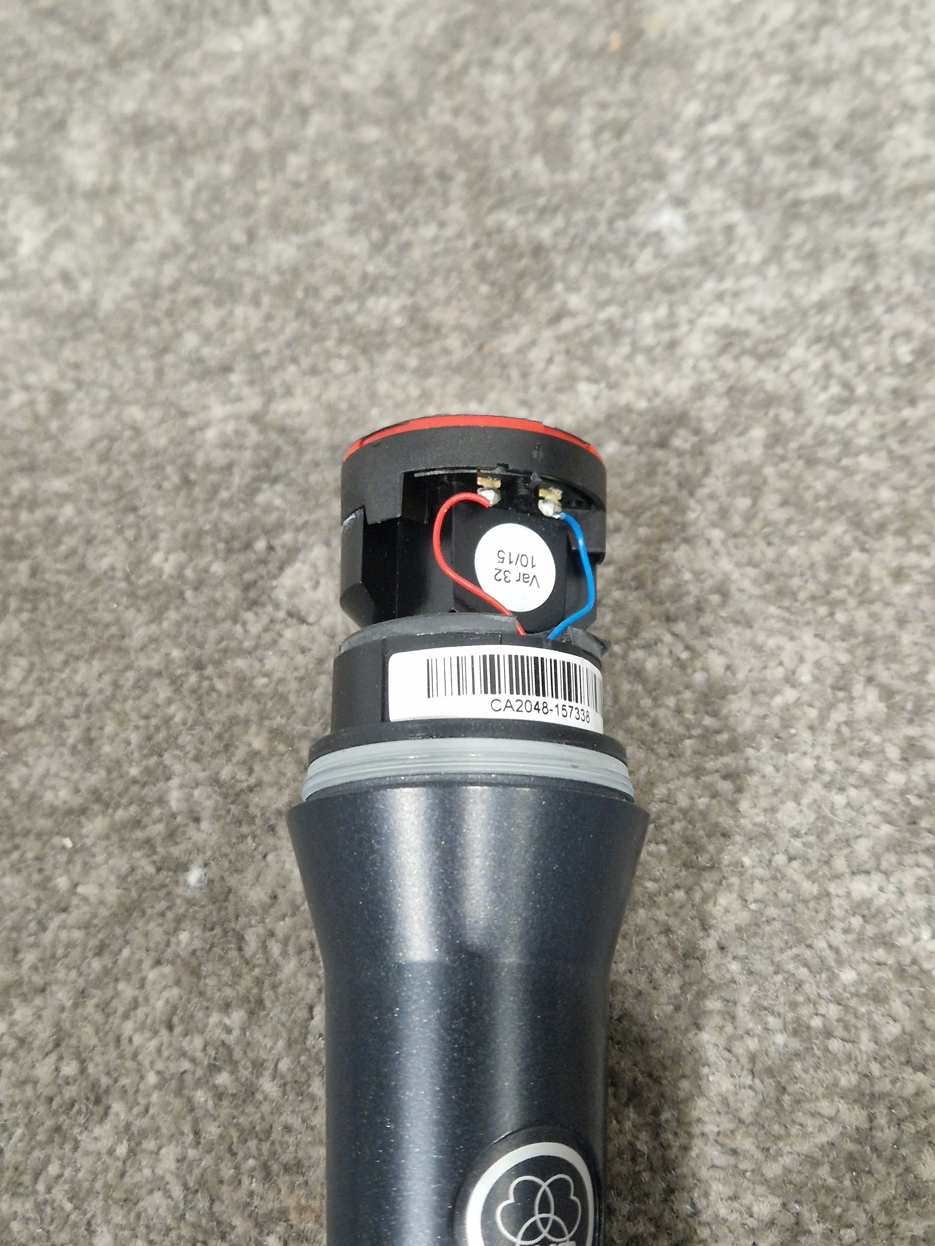 AKG D5 Dynamic Mic - Supercardioid Vocal Performance - Excellent w/ Soft Case & Mic Holder - Image 9