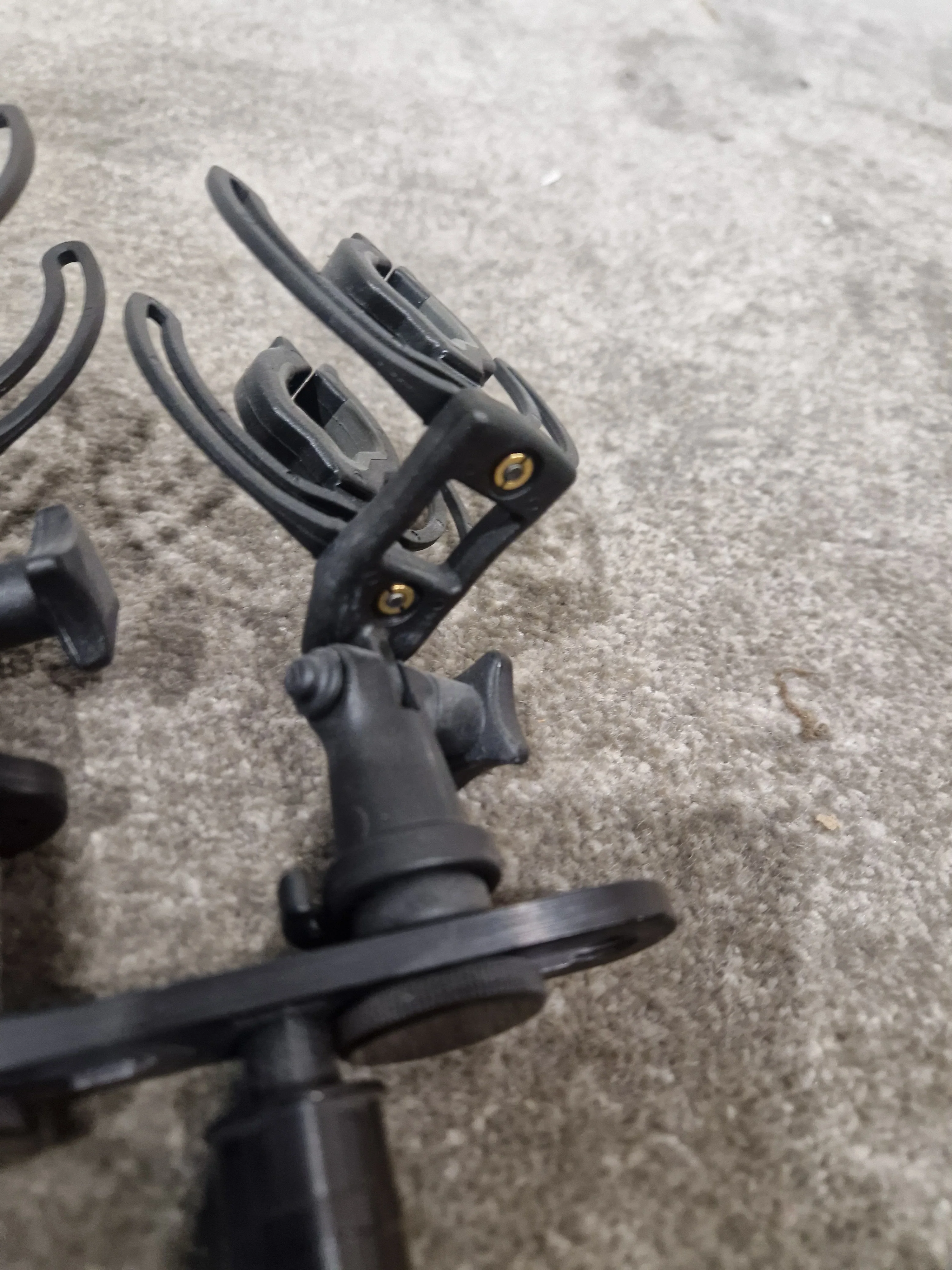 AKG H10 Shock Mount Black Microphone - Vibration Isolation - Excellent - Image 6