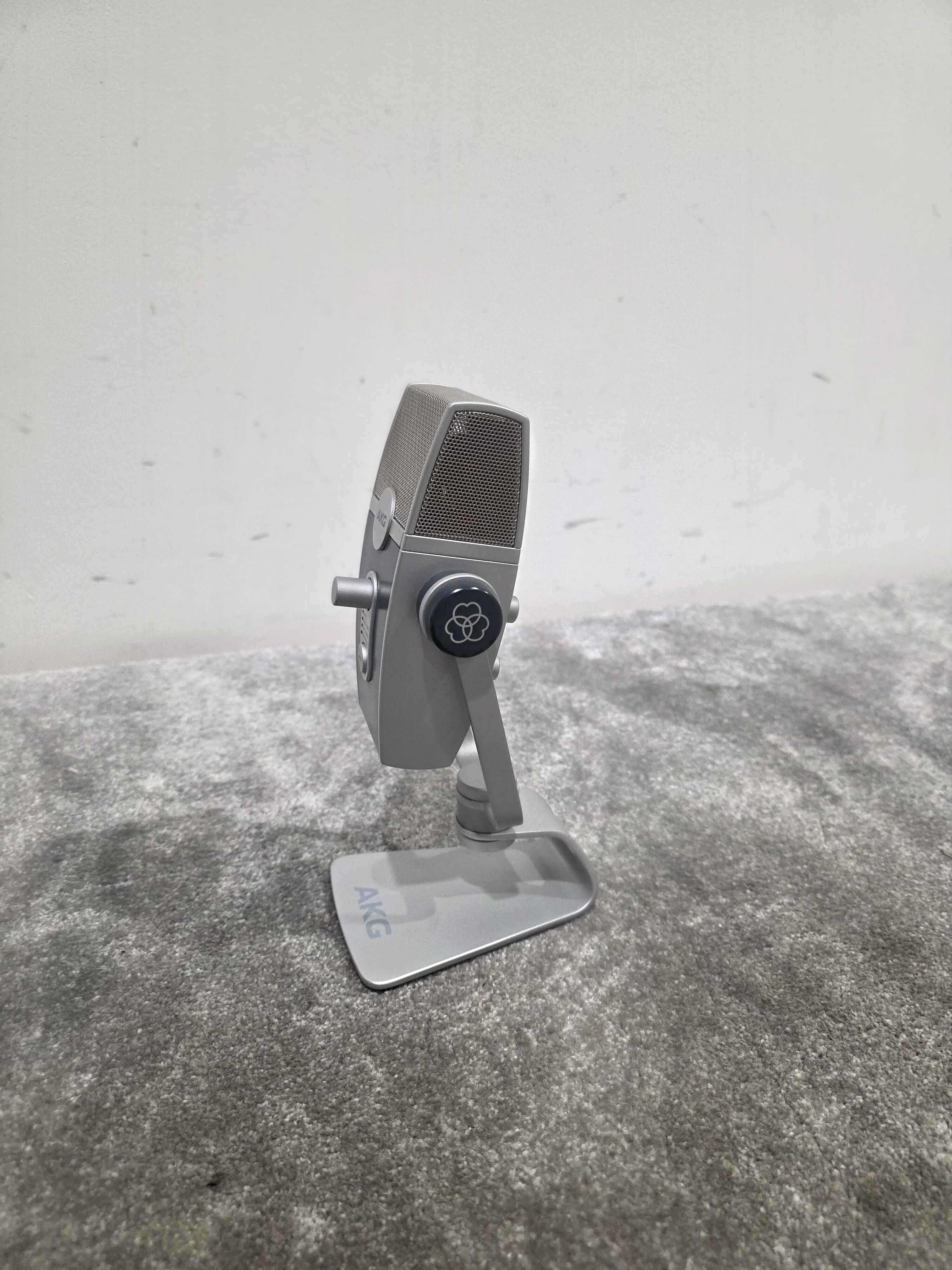 AKG Lyra Microphone - USB Connectivity - Very Good w/ USB Cable - Image 4