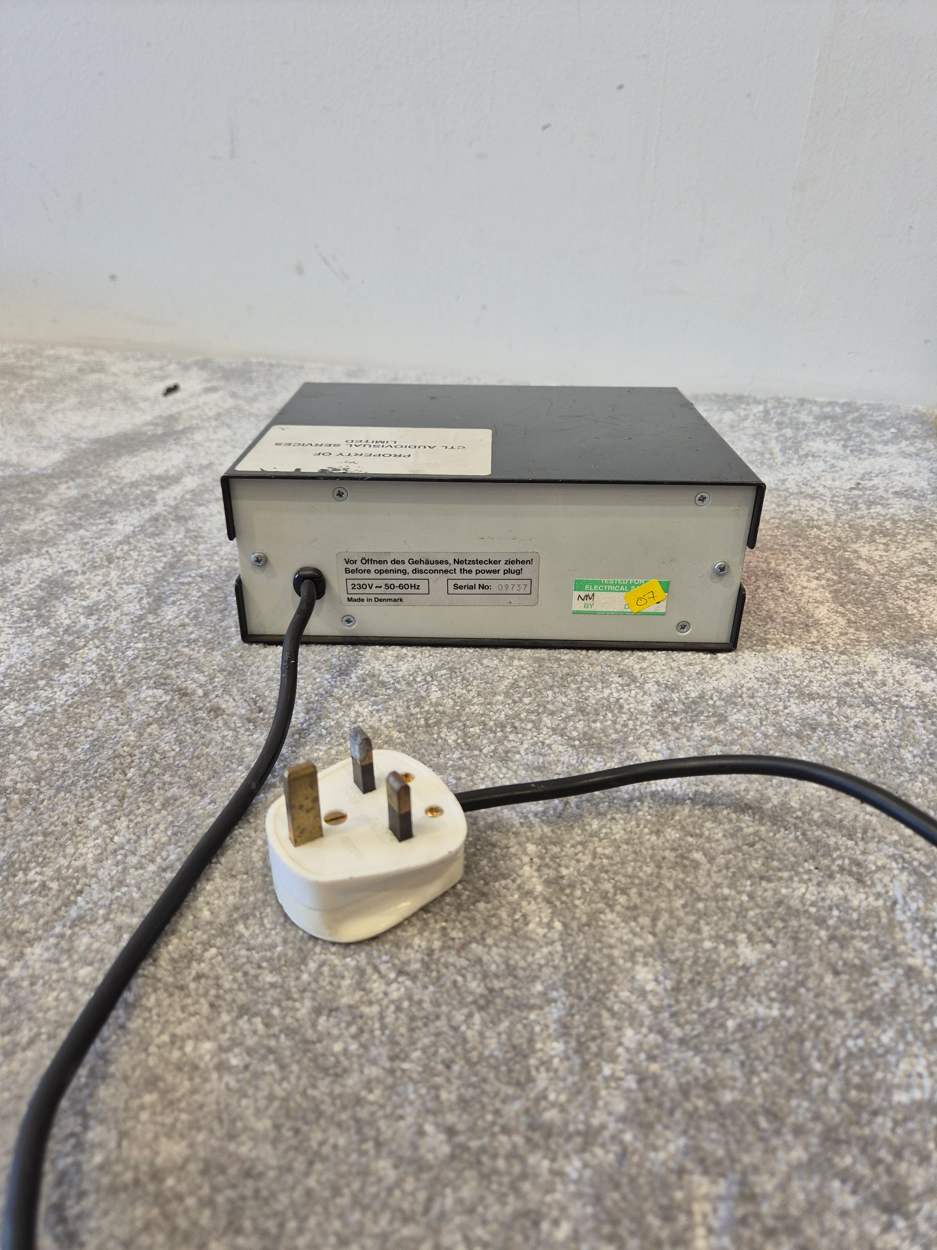 AKG N62E - Phantom Power Injector - Good - Image 3