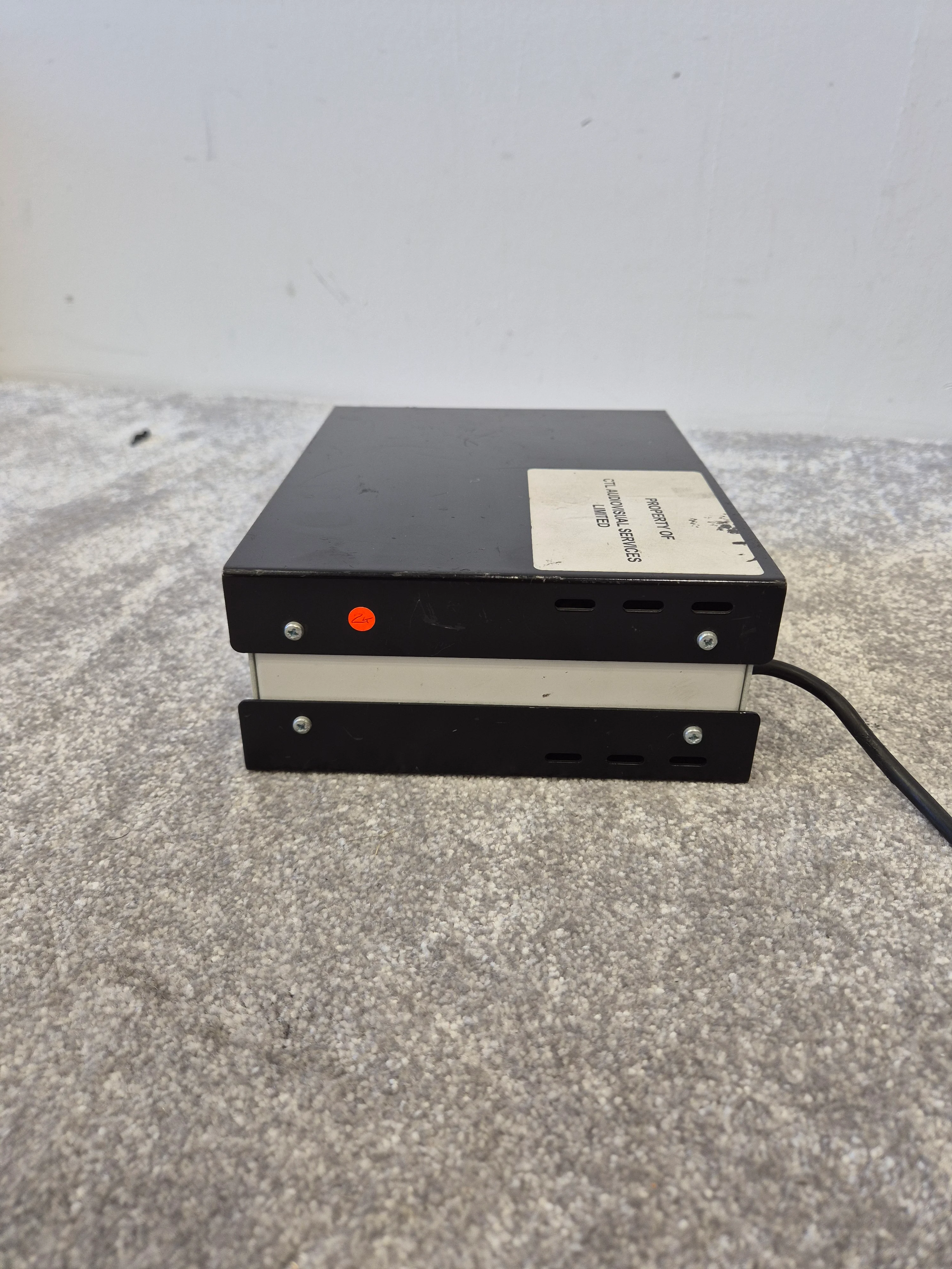 AKG N62E - Phantom Power Injector - Good - Image 4