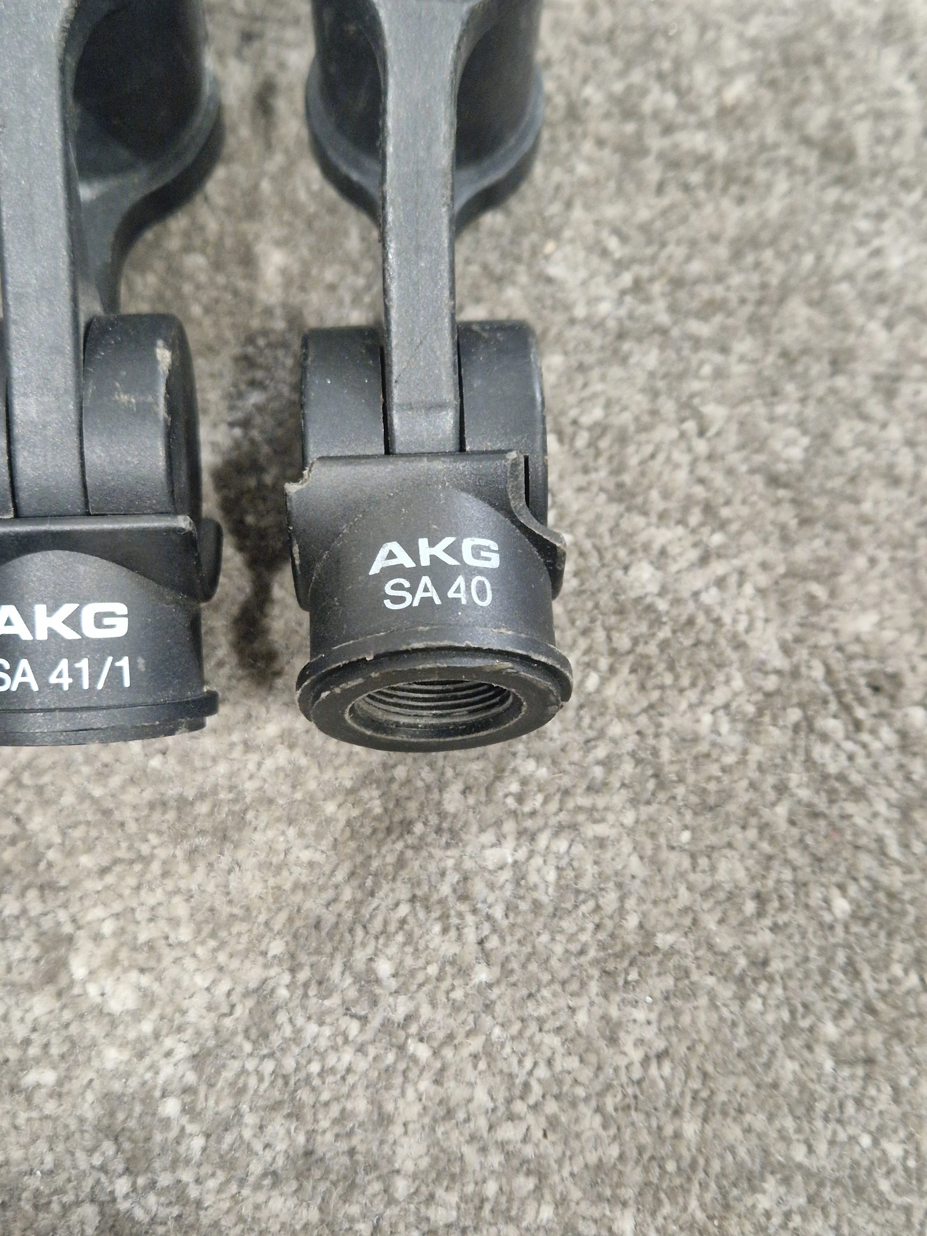 AKG SA-40 And AKG SA41/1 Mic Holders - Durable Construction - Very Good - Image 6